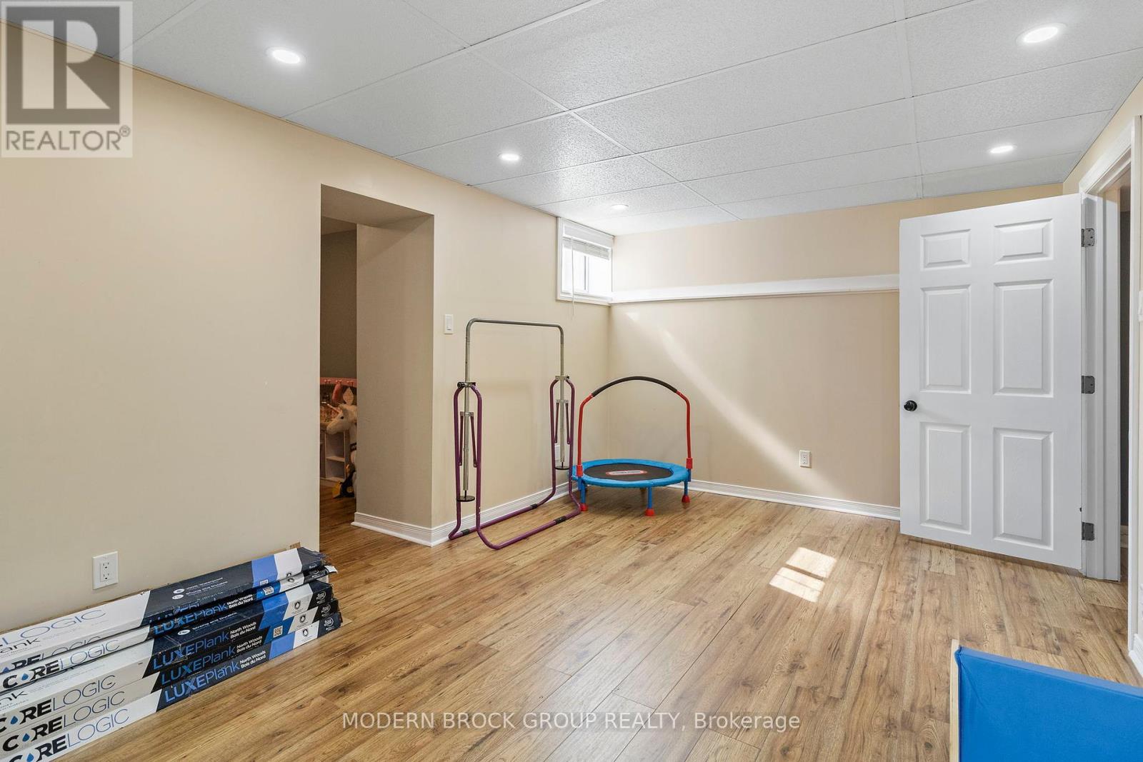 Photo 32 of 493 Dibble Street W, Prescott ON