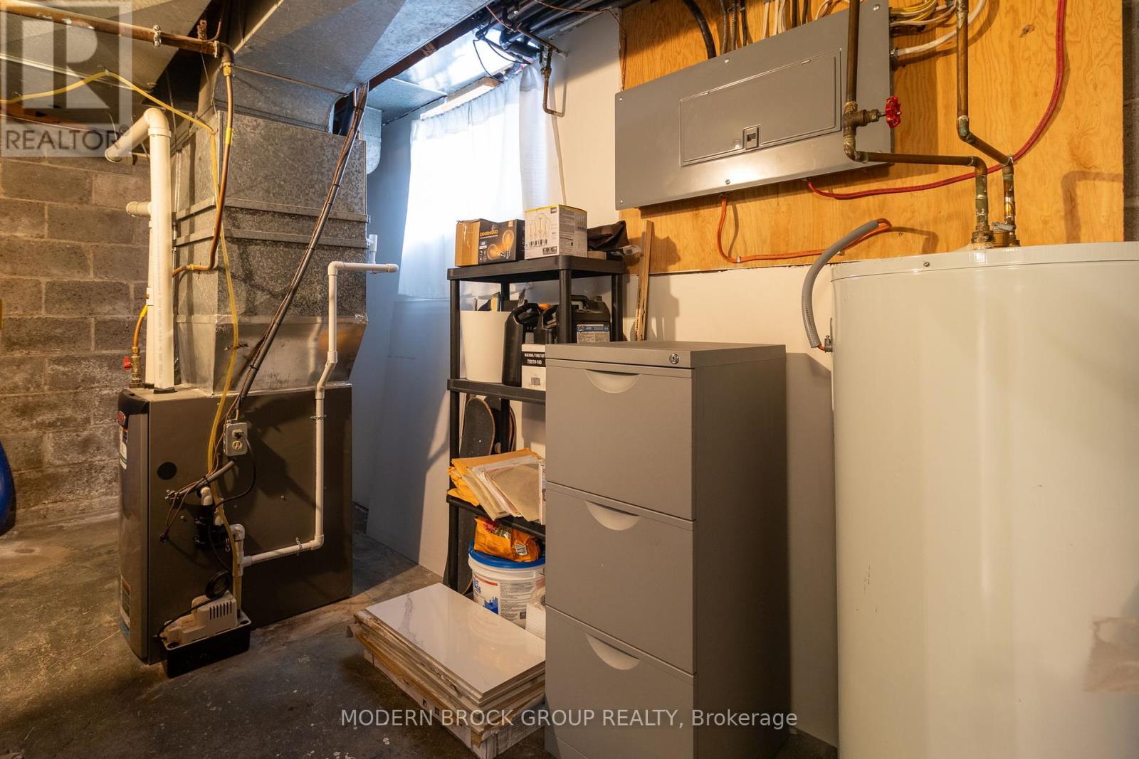 Photo 36 of 493 Dibble Street W, Prescott ON