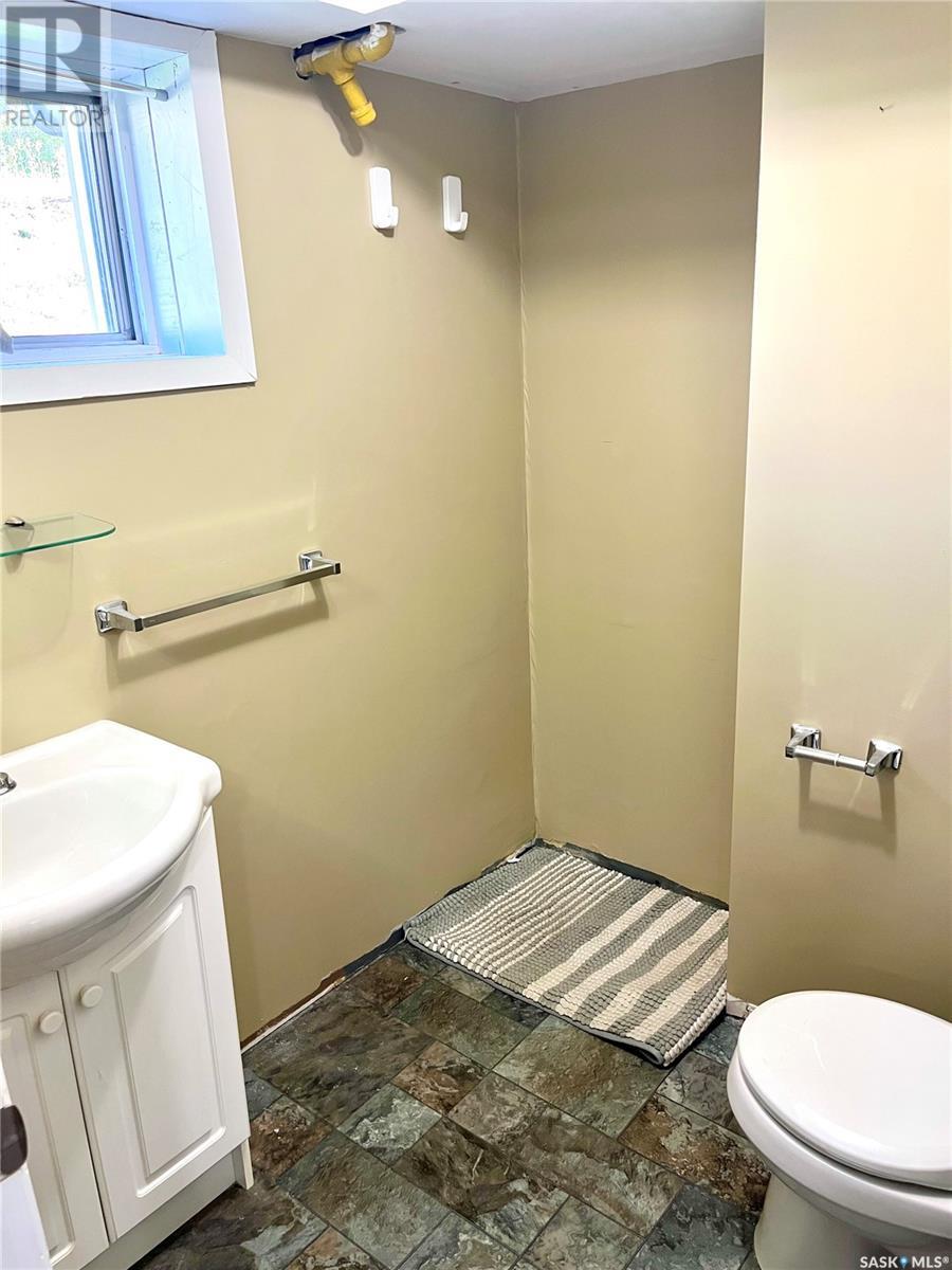 Photo 25 of 1275 Sidney Street E, Swift Current SK