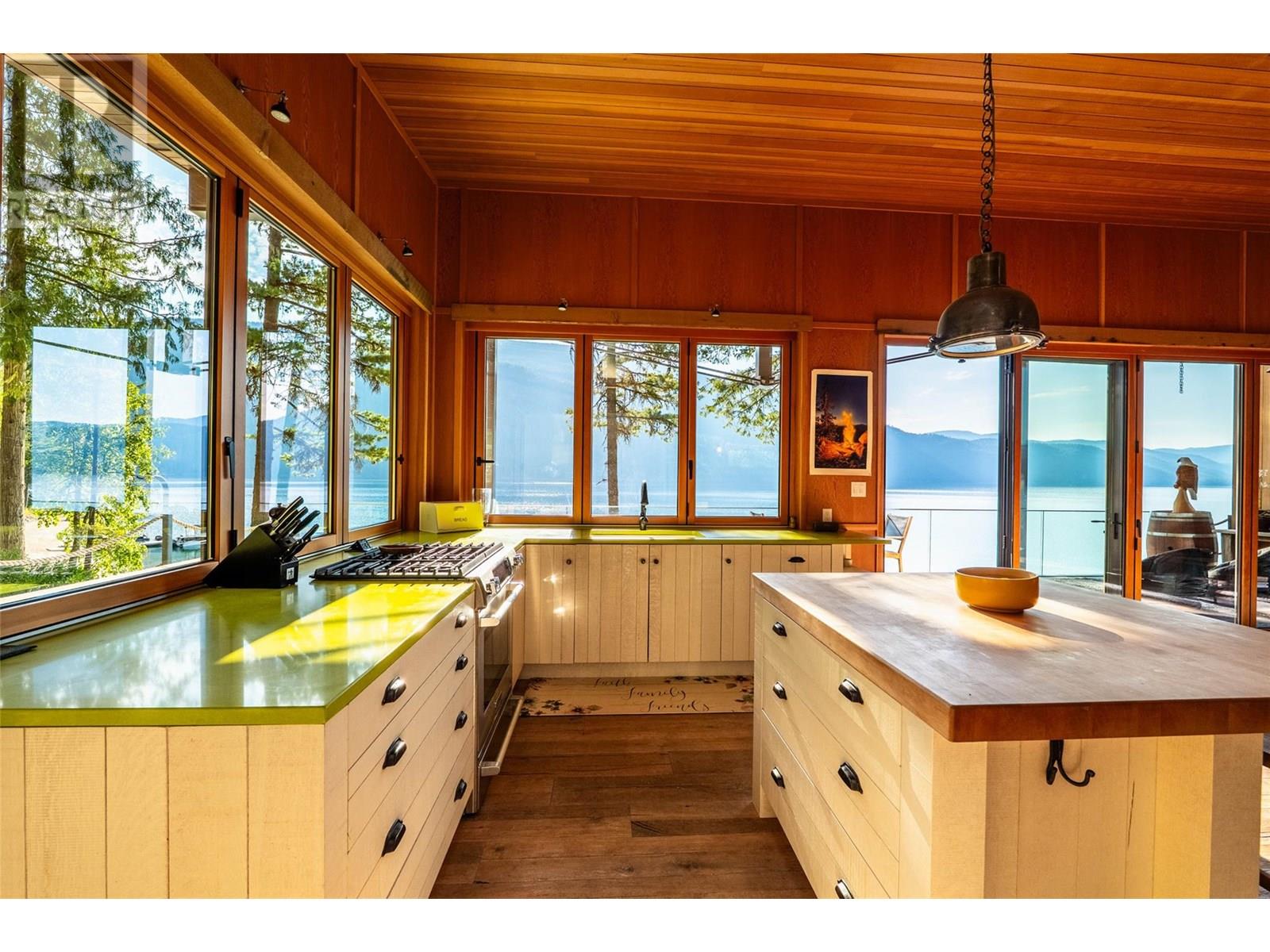 4360 Boat Access West Side, Christina Lake
