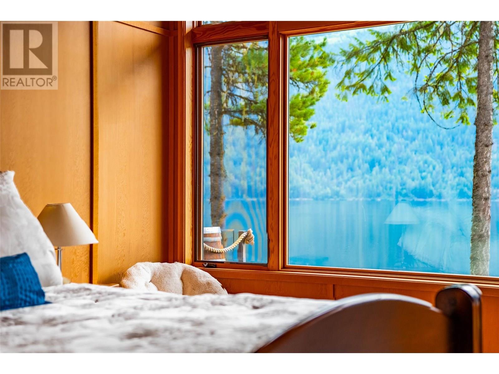 4360 Boat Access West Side, Christina Lake