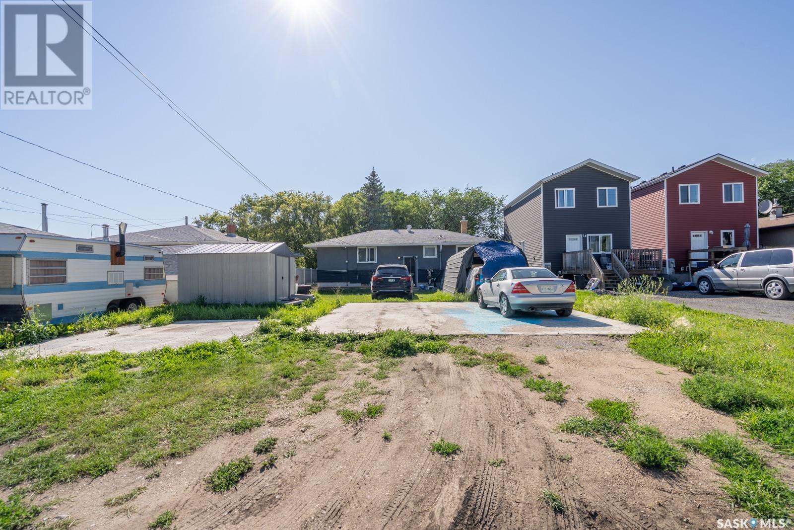 Photo 31 of 111 Montreal Street N, Regina SK