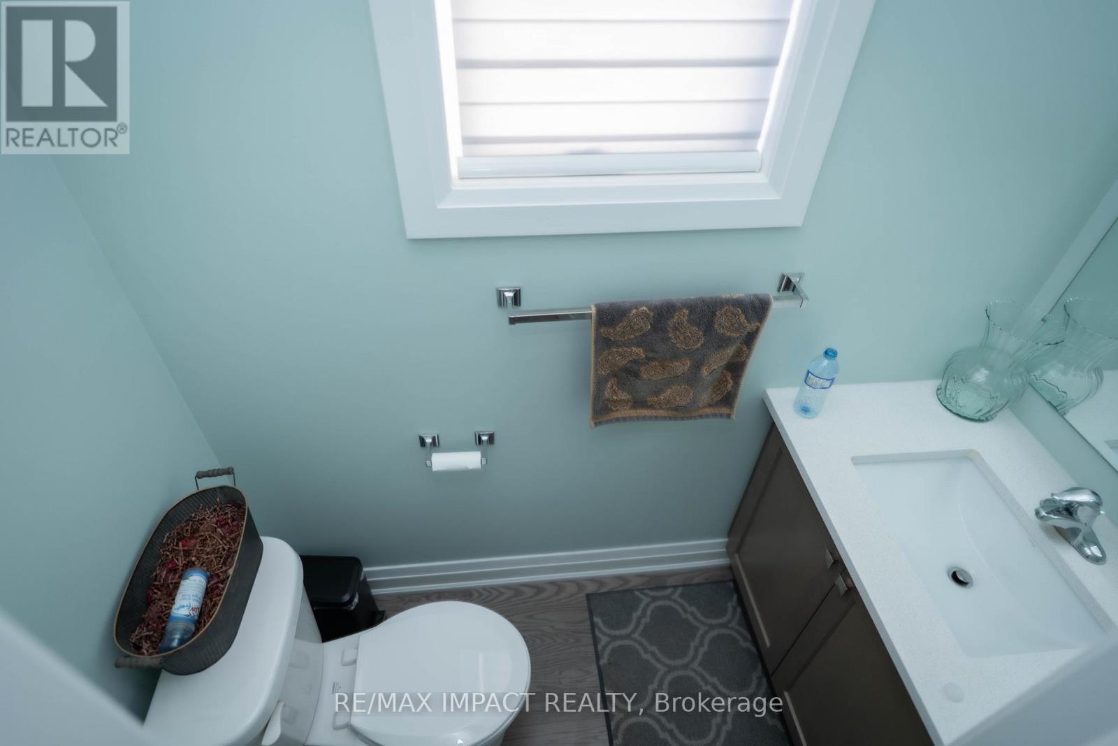 Photo 25 of 11 Larkin Lane, Clarington ON