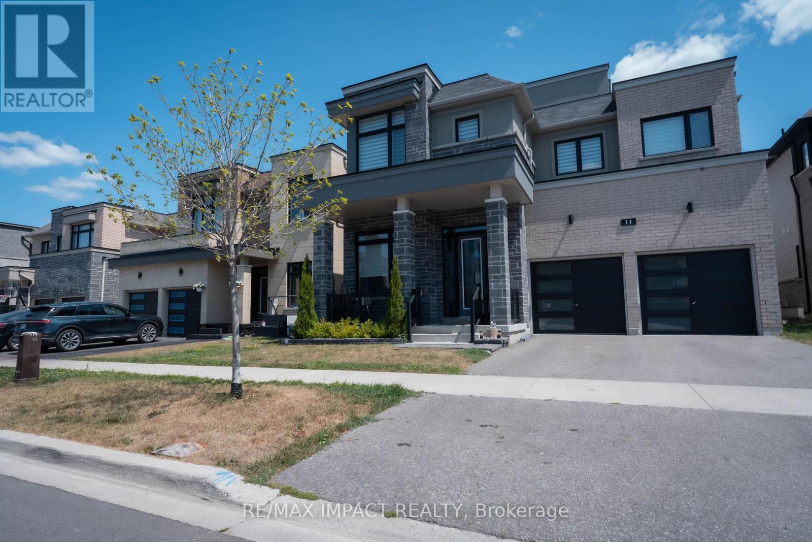 Photo 47 of 11 Larkin Lane, Clarington ON