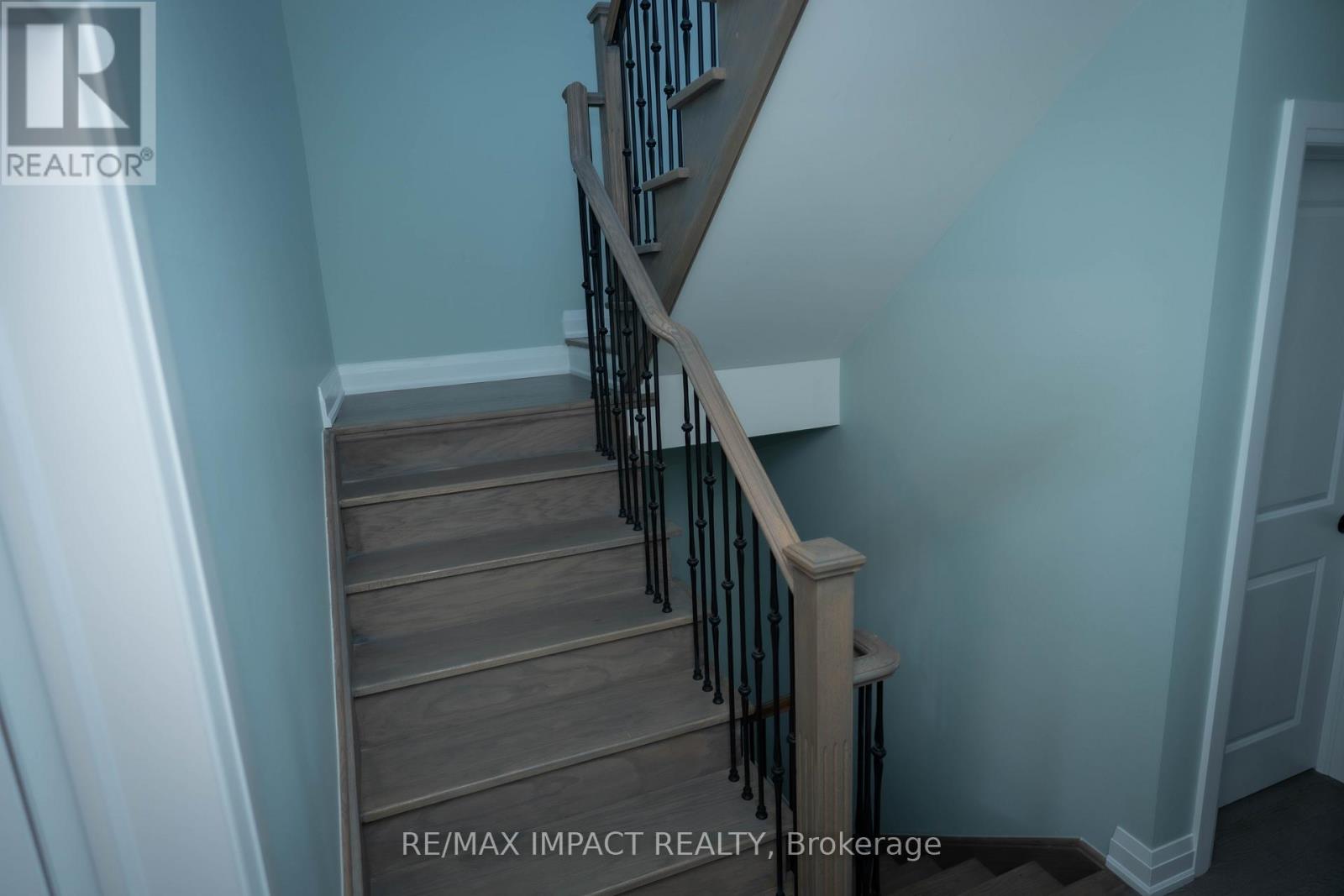 Photo 24 of 11 Larkin Lane, Clarington ON