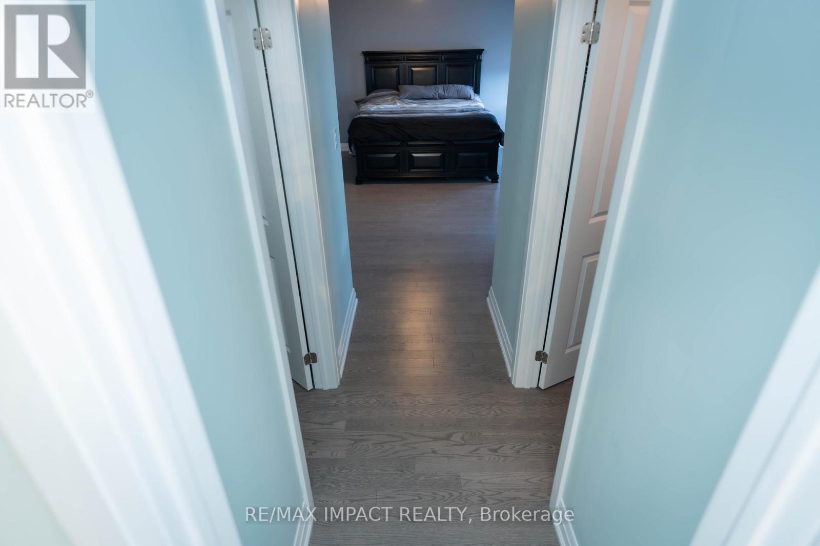 Photo 13 of 11 Larkin Lane, Clarington ON