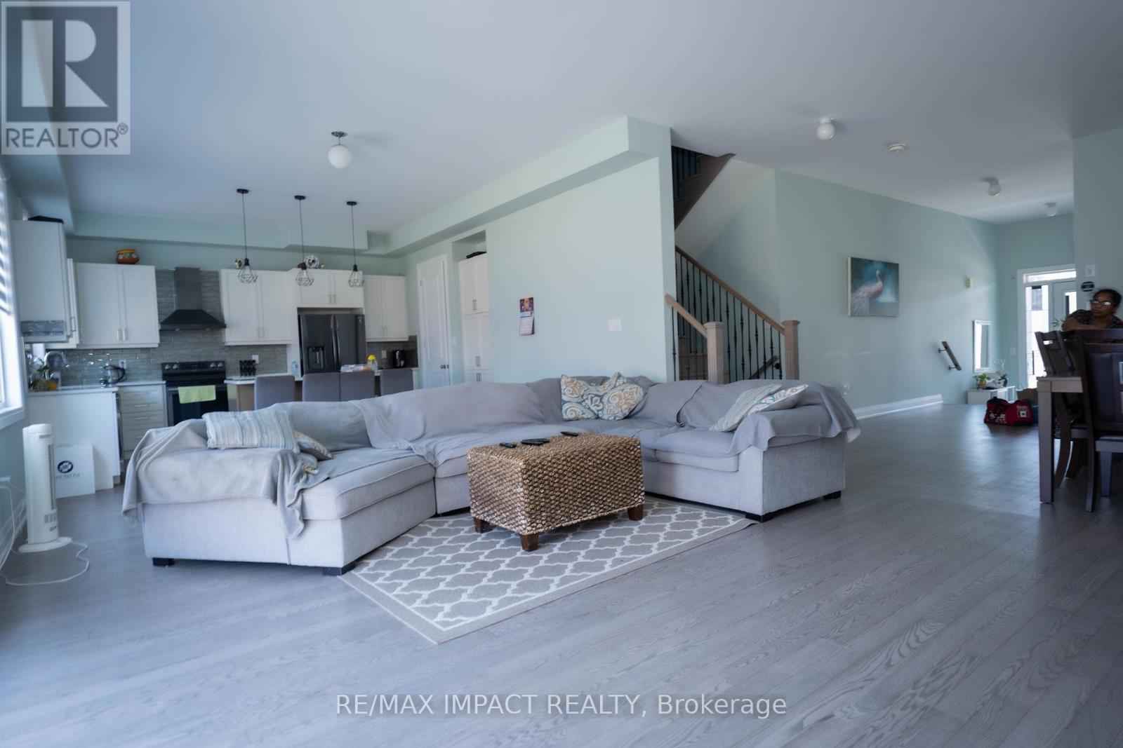 Photo 22 of 11 Larkin Lane, Clarington ON