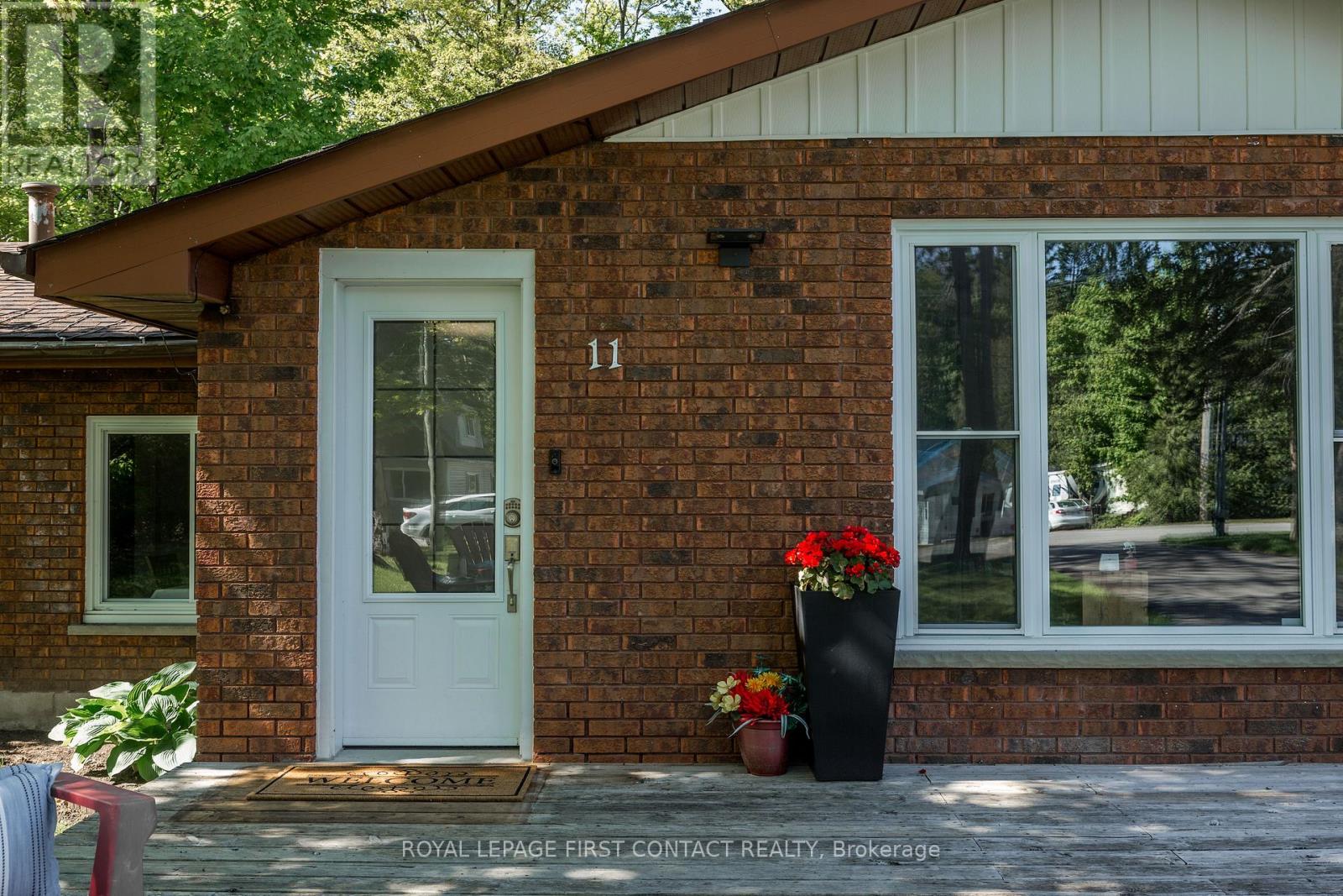 Photo 6 of 11 Broad Street, Penetanguishene ON