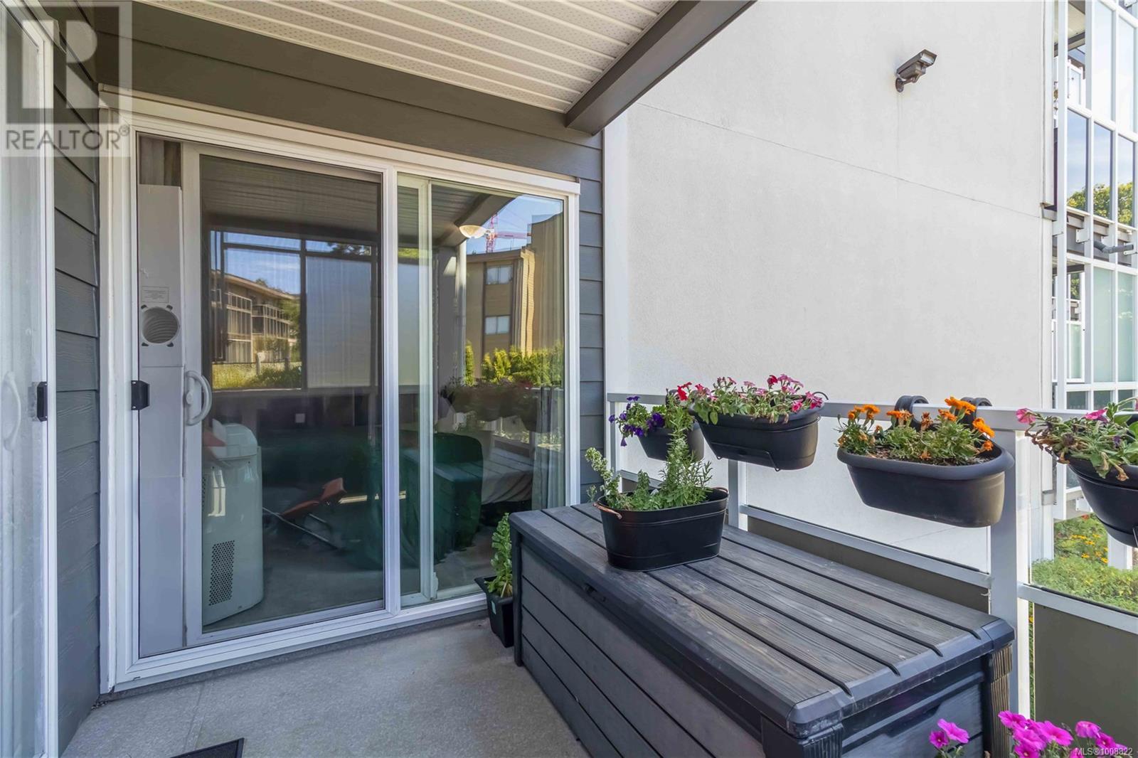 236 2930 Washington Avenue, Victoria