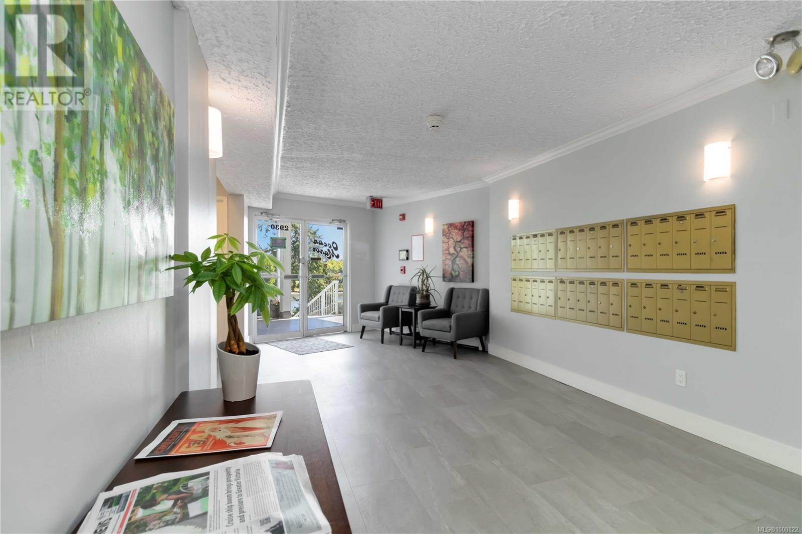 236 2930 Washington Avenue, Victoria