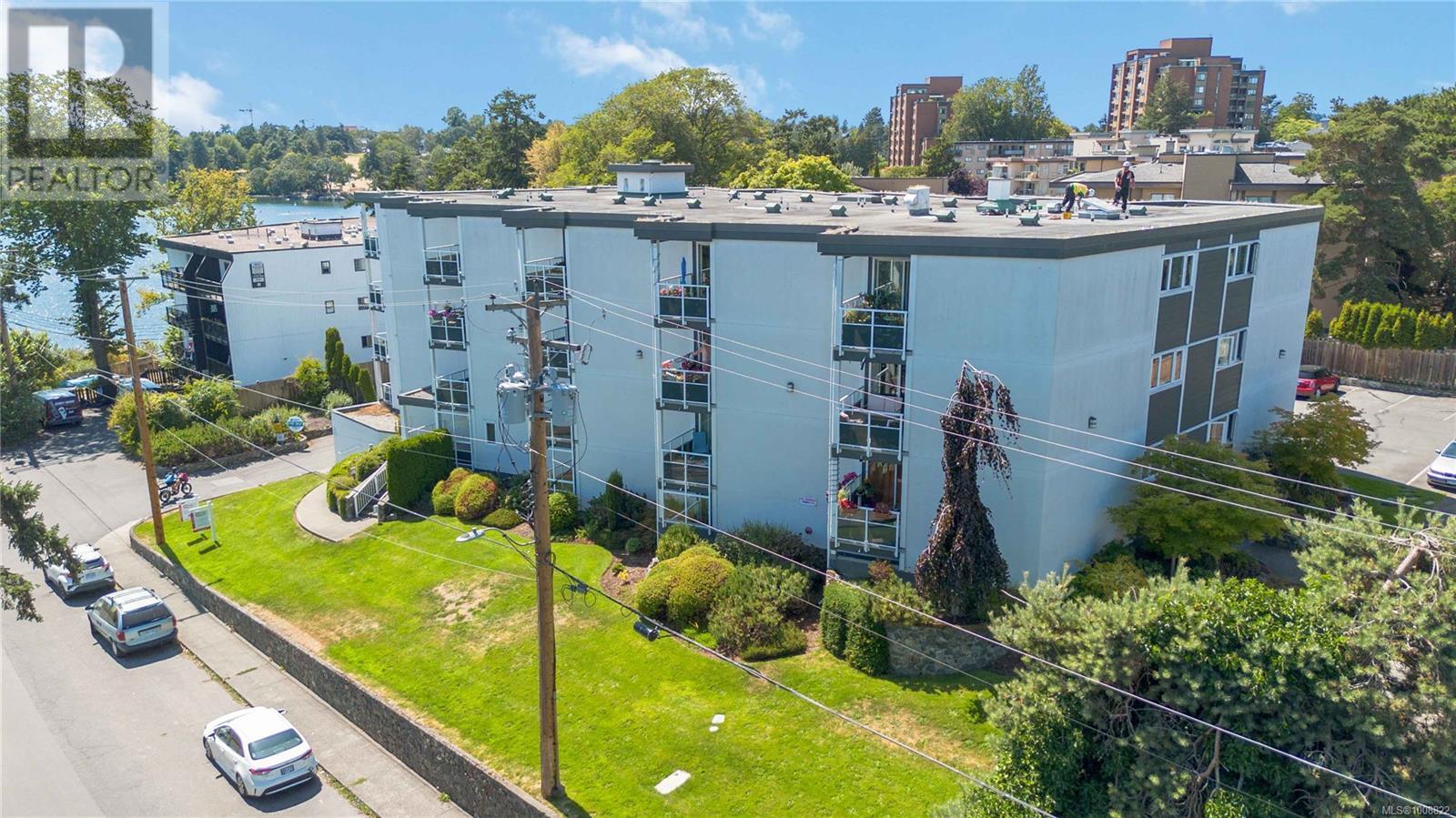 236 2930 Washington Avenue, Victoria
