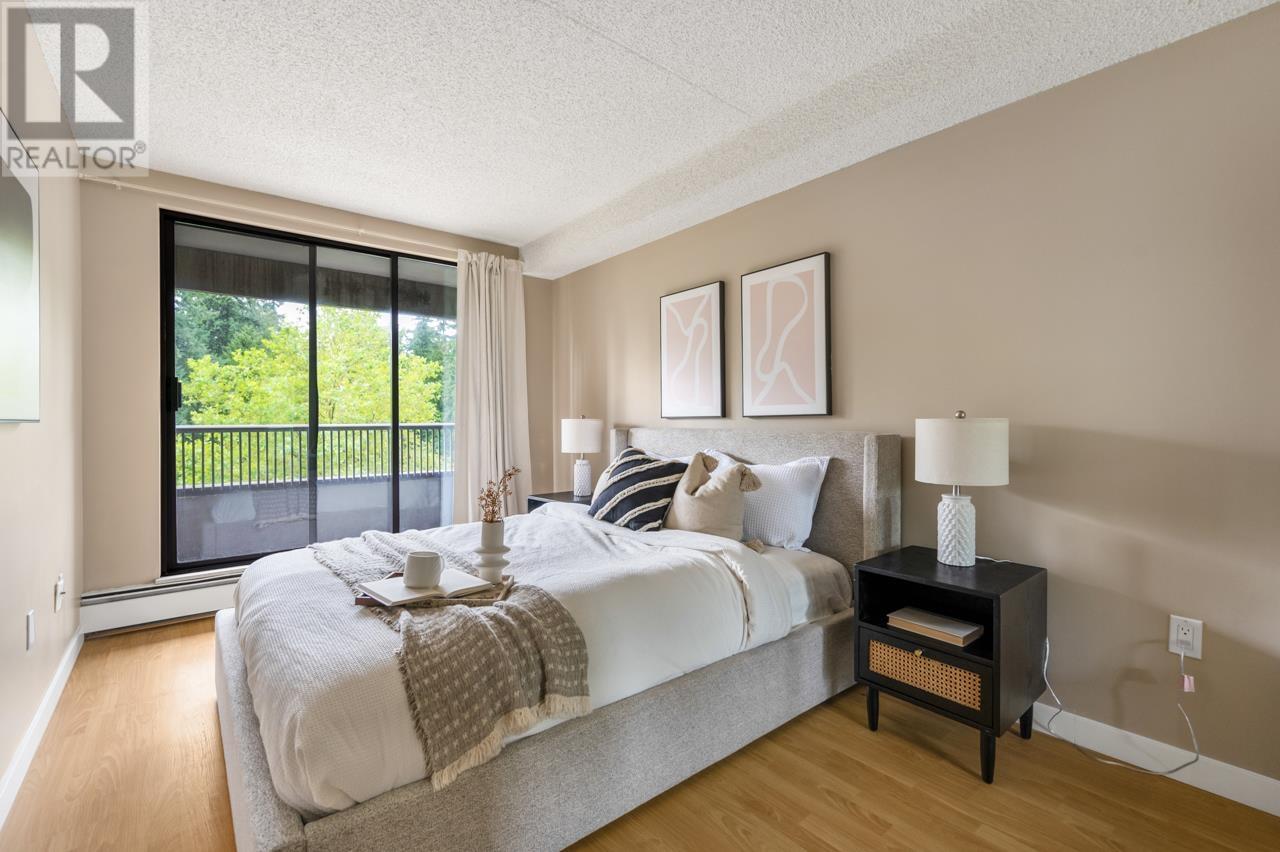Photo 9 of 608 6595 Willingdon Avenue, Burnaby BC