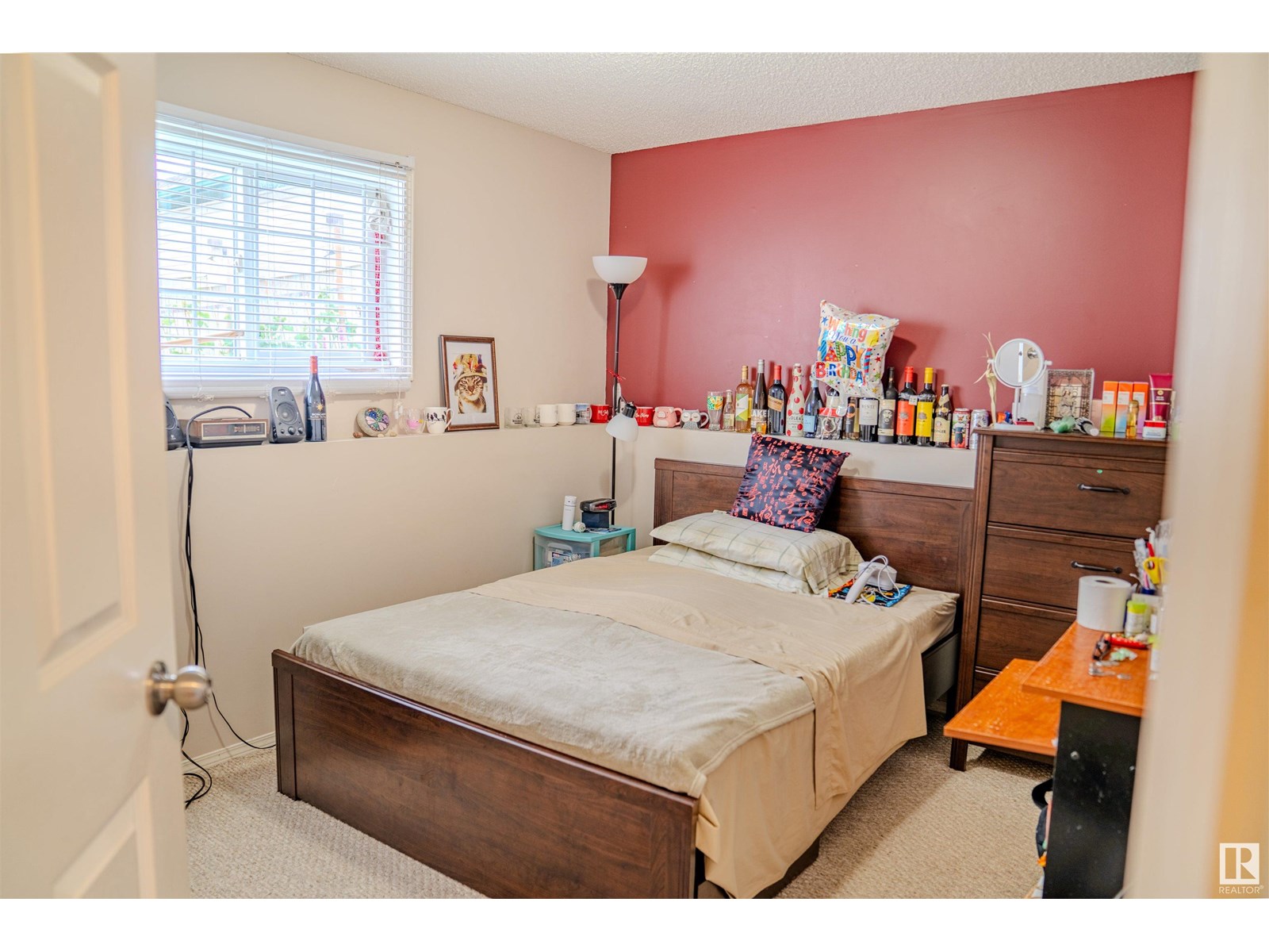 Photo 19 of 620 88 St Sw, Edmonton AB