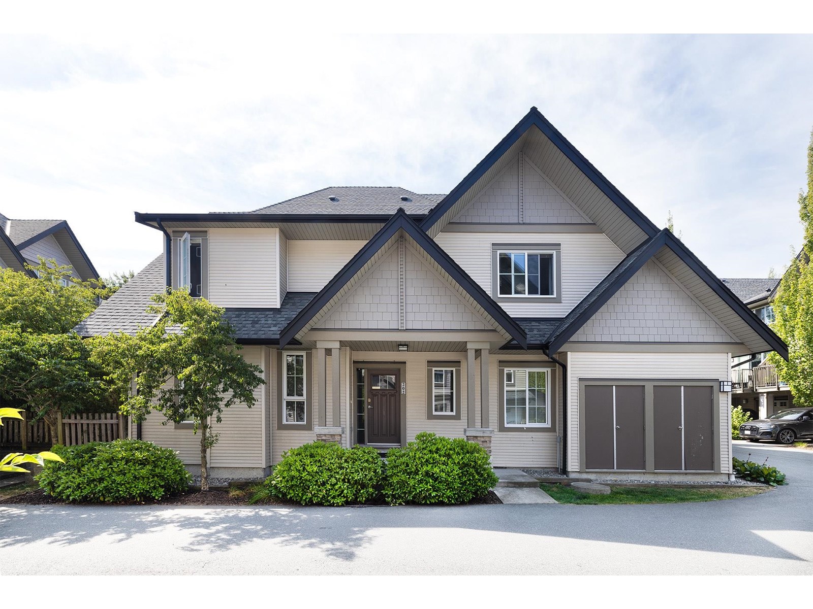 Photo 1 of 202 2501 161 A Street, Surrey BC