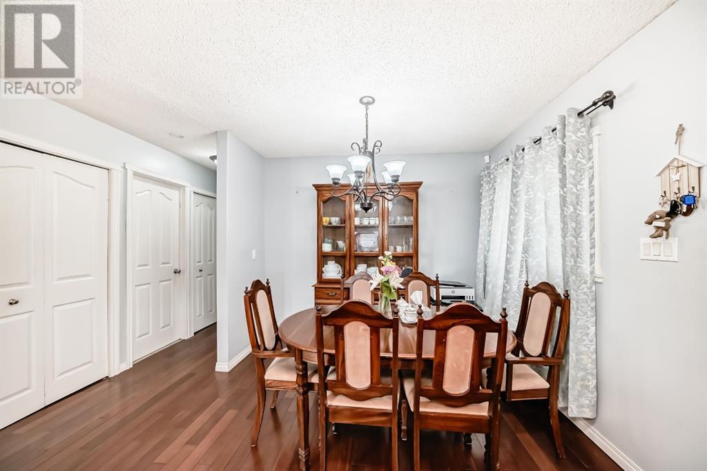 Single Family House Bungalow for Sale in  Pinegreen Close NE Pineridge Calgary 