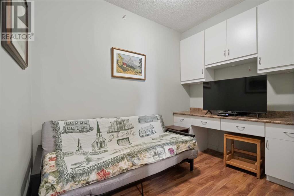 Single Family House for Sale in   Lake Fraser Drive SE Lake Bonavista Calgary 