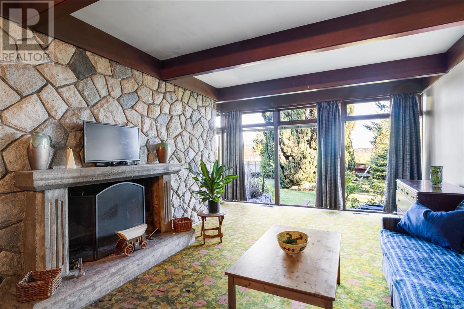 Photo 8 of 160 Kopina Dr, Bowser BC
