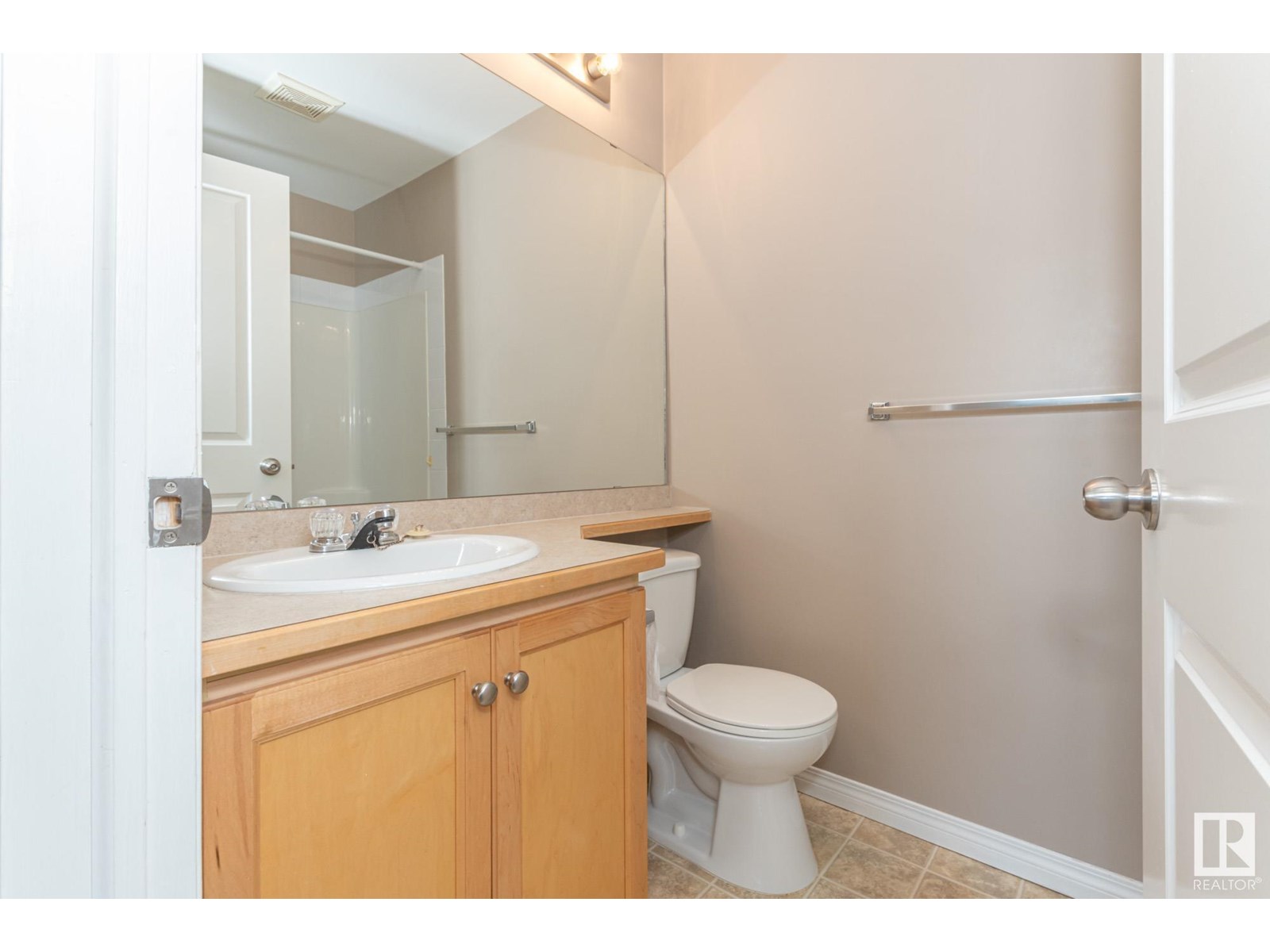 Photo 19 of 119 245 Edwards Dr Sw, Edmonton AB