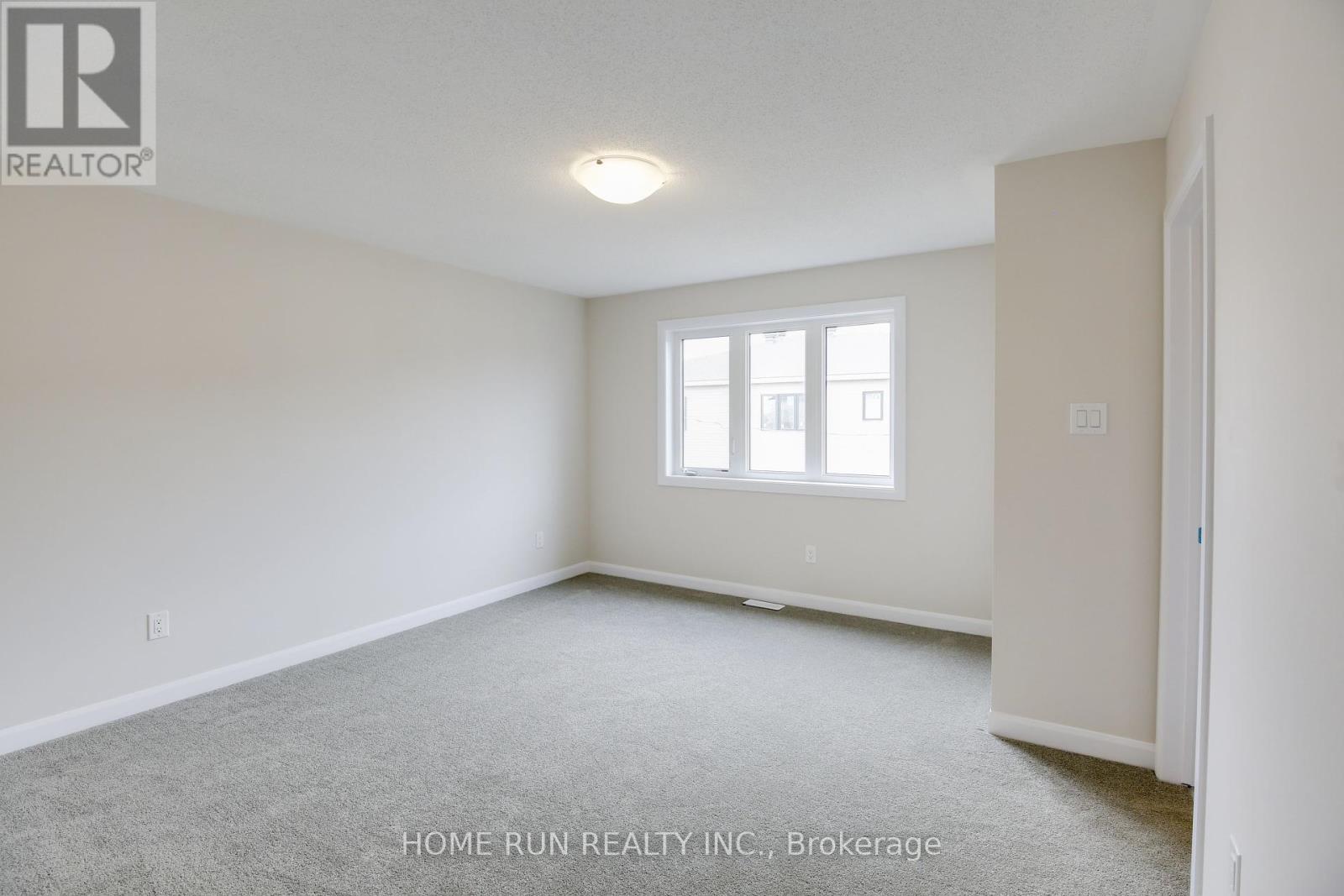Photo 18 of 760 Jennie Trout Terrace, Ottawa ON