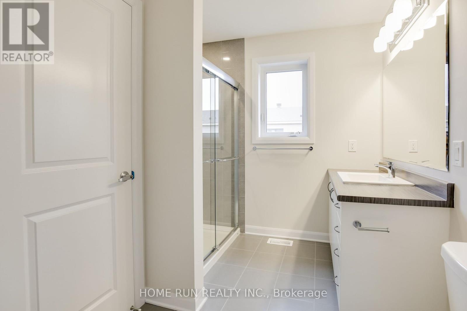 Photo 5 of 760 Jennie Trout Terrace, Ottawa ON