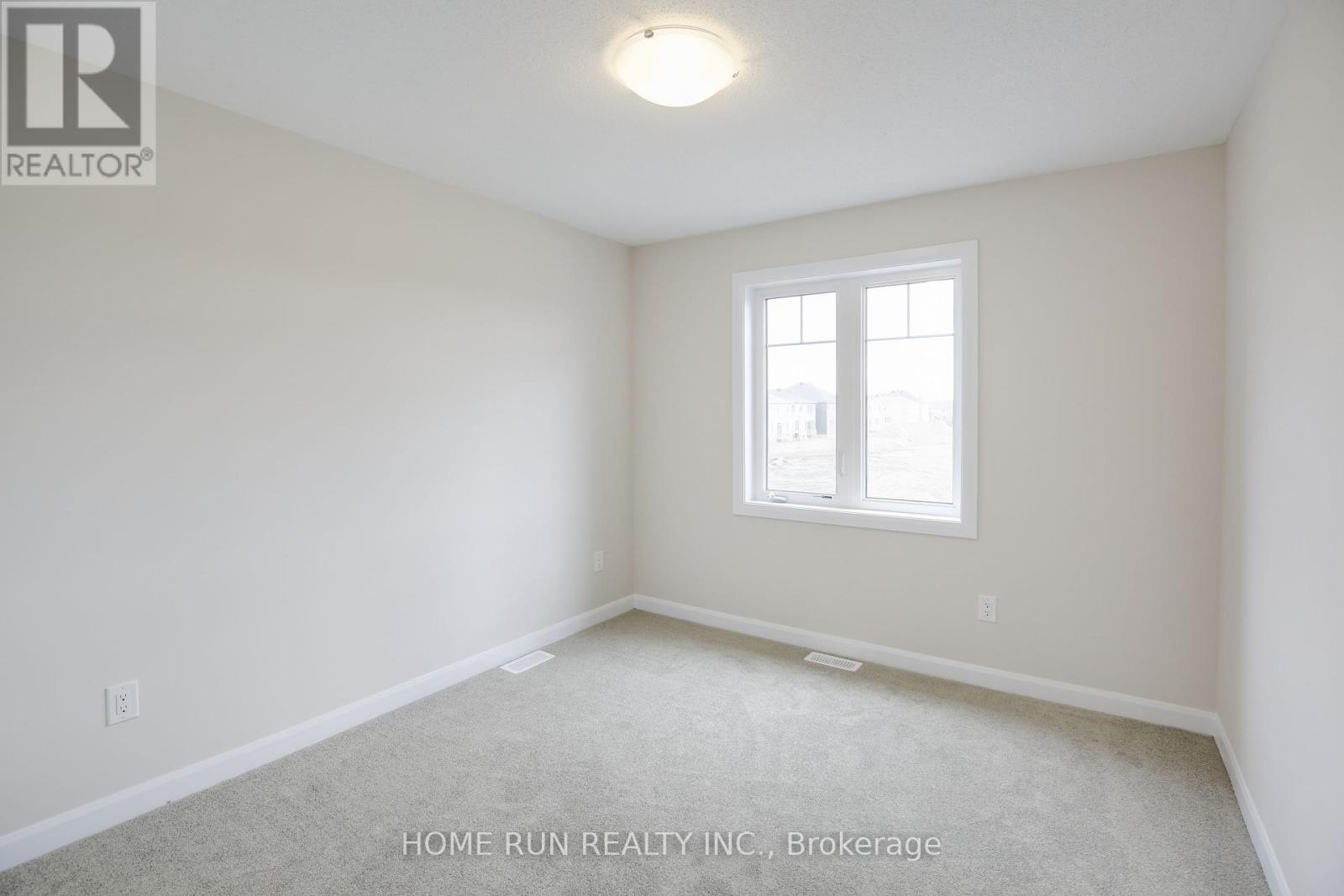 Photo 27 of 760 Jennie Trout Terrace, Ottawa ON