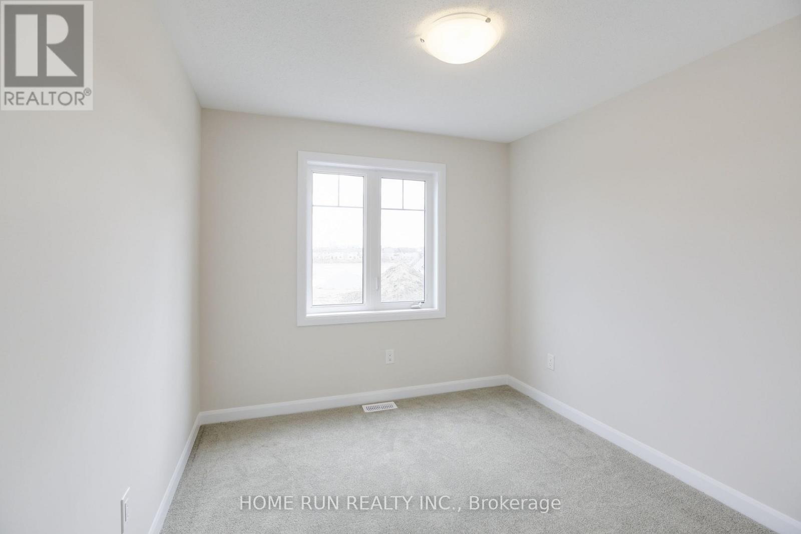 Photo 32 of 760 Jennie Trout Terrace, Ottawa ON