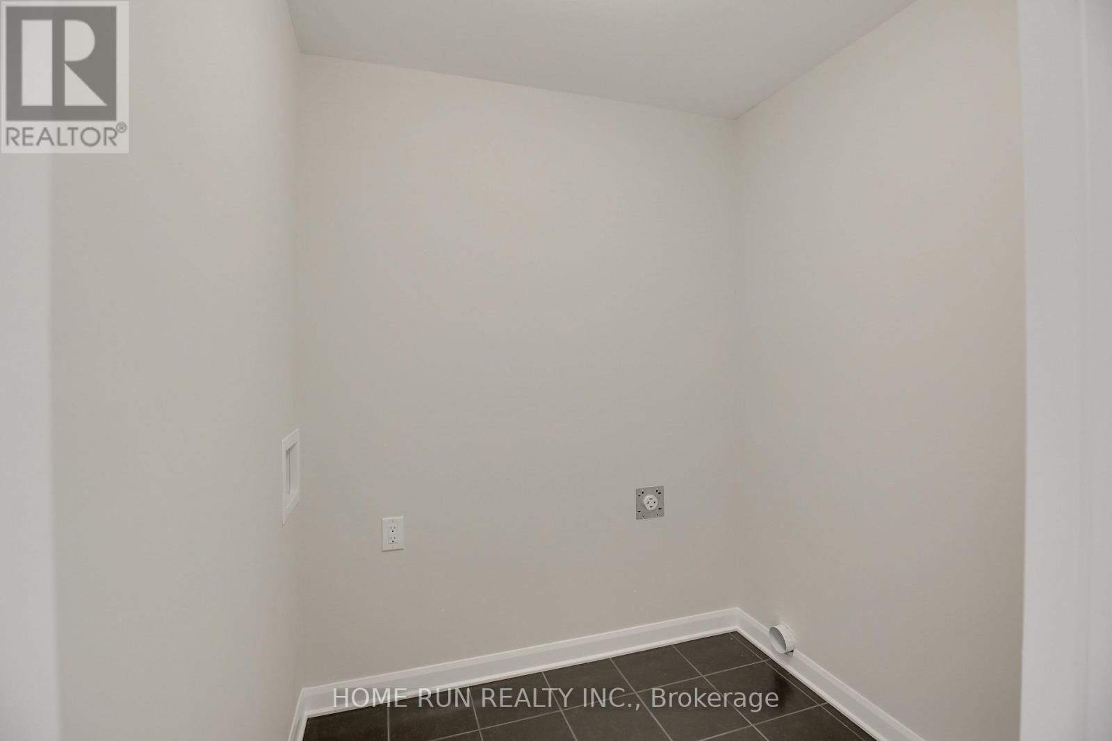 Photo 29 of 760 Jennie Trout Terrace, Ottawa ON