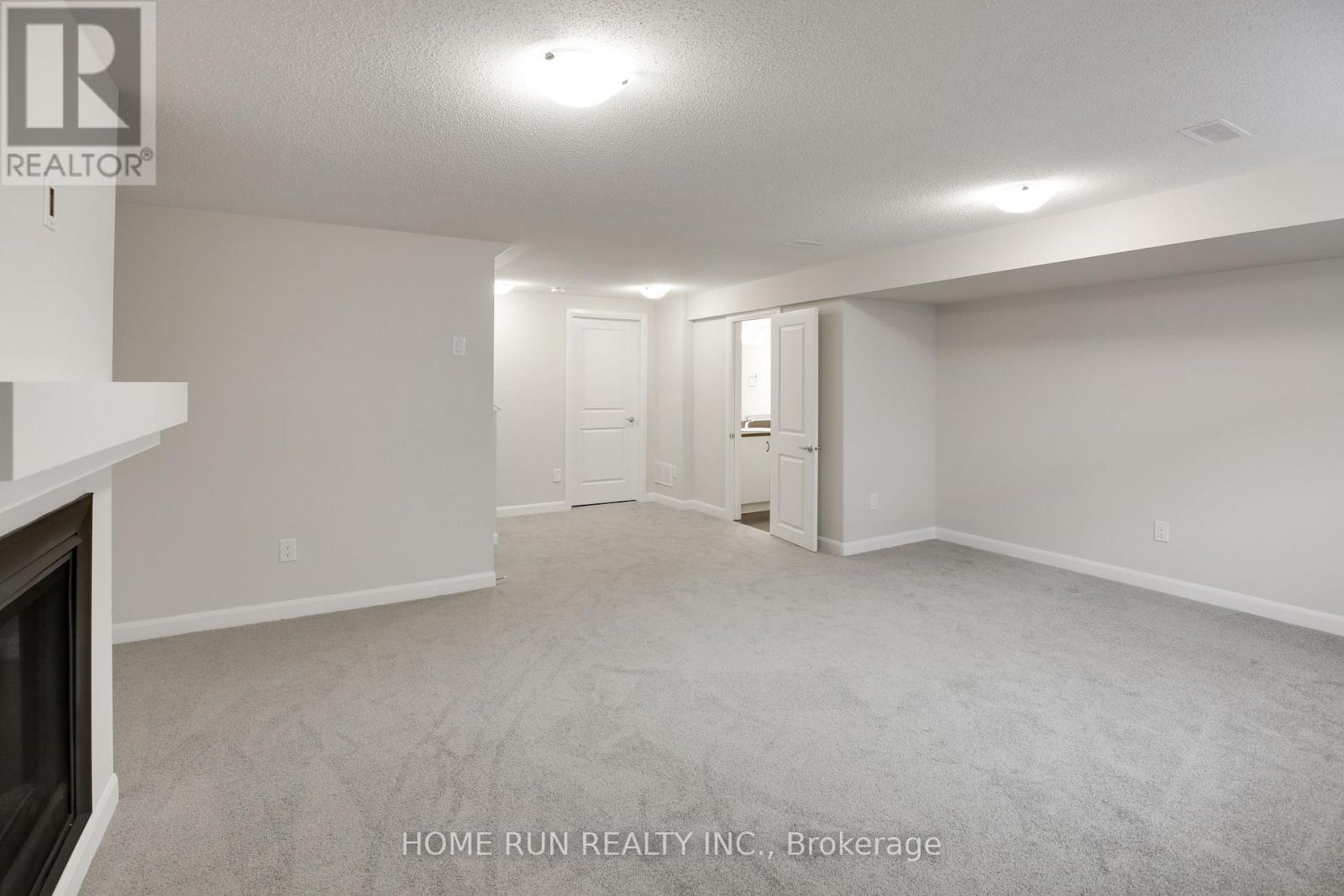 Photo 33 of 760 Jennie Trout Terrace, Ottawa ON