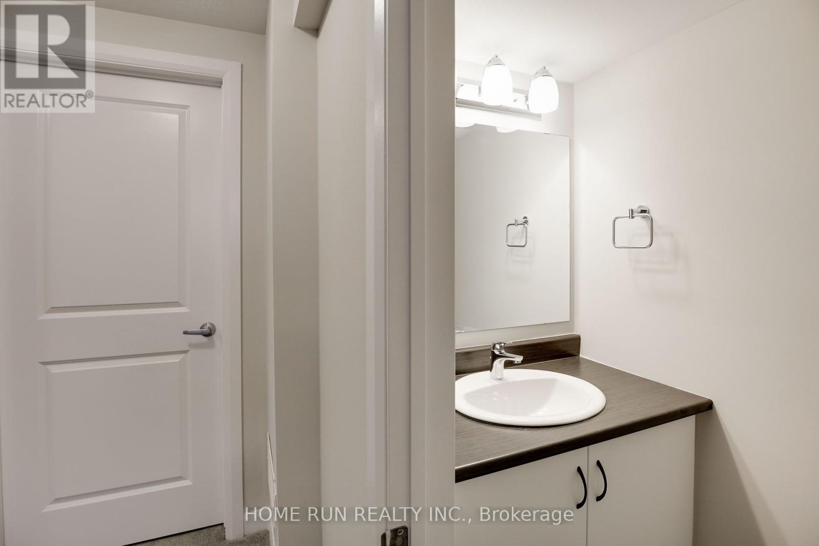 Photo 12 of 760 Jennie Trout Terrace, Ottawa ON