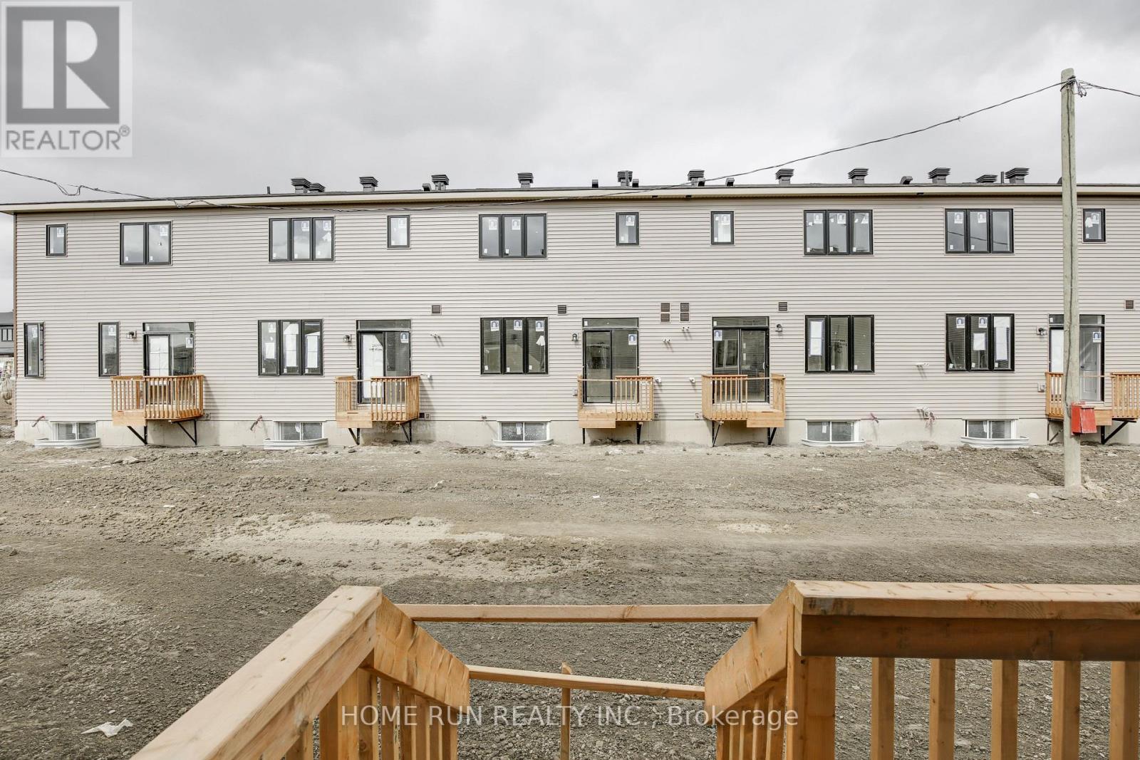 Photo 13 of 760 Jennie Trout Terrace, Ottawa ON