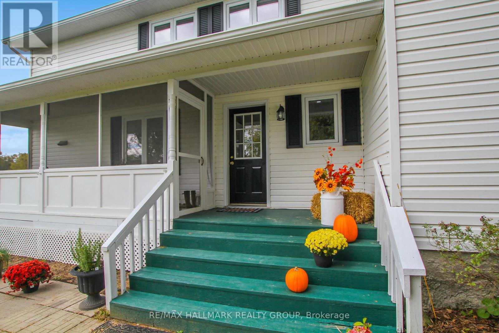 Photo 10 of 7232 Malakoff Road, Ottawa ON