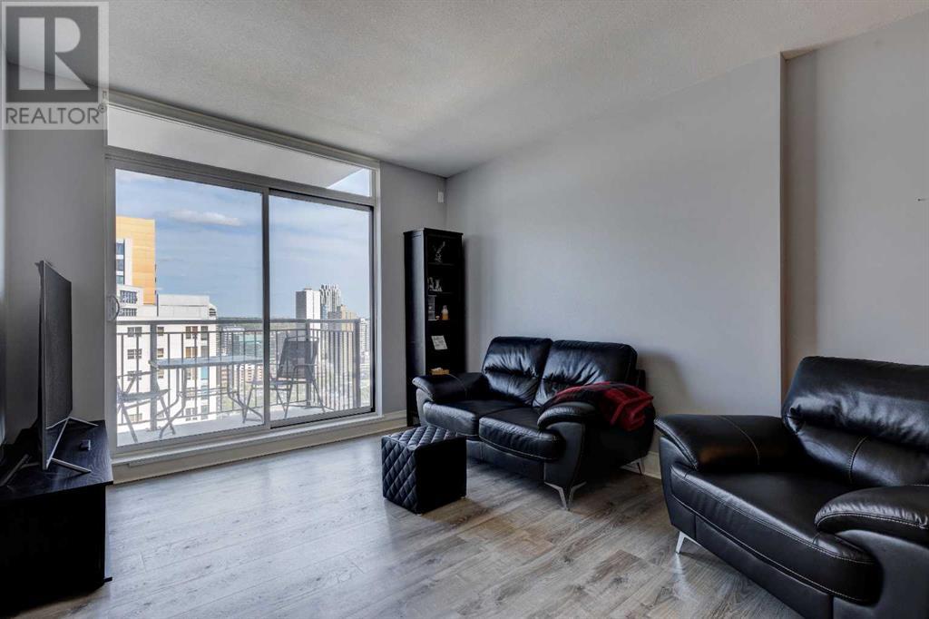 Single Family House for Sale in    Street SW Beltline Calgary 
