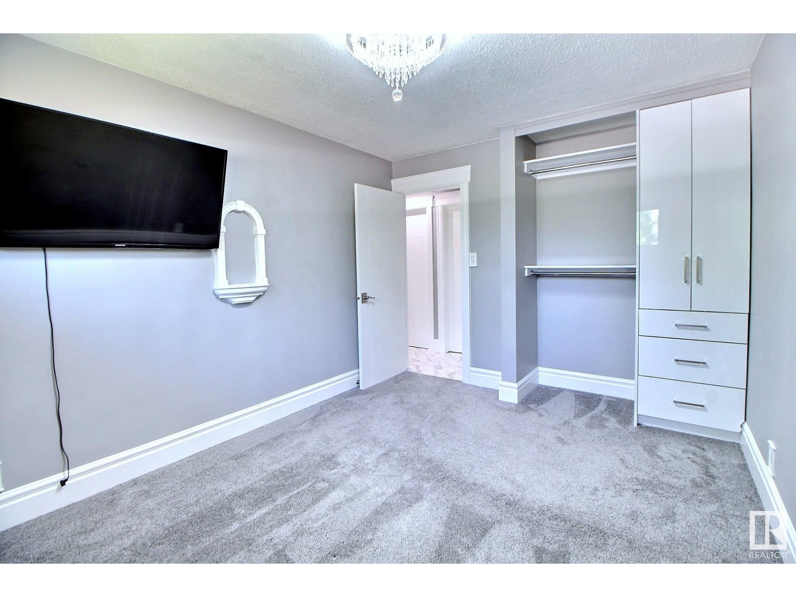 Single Family House Bungalow for Sale in  A AV NW Edmonton 