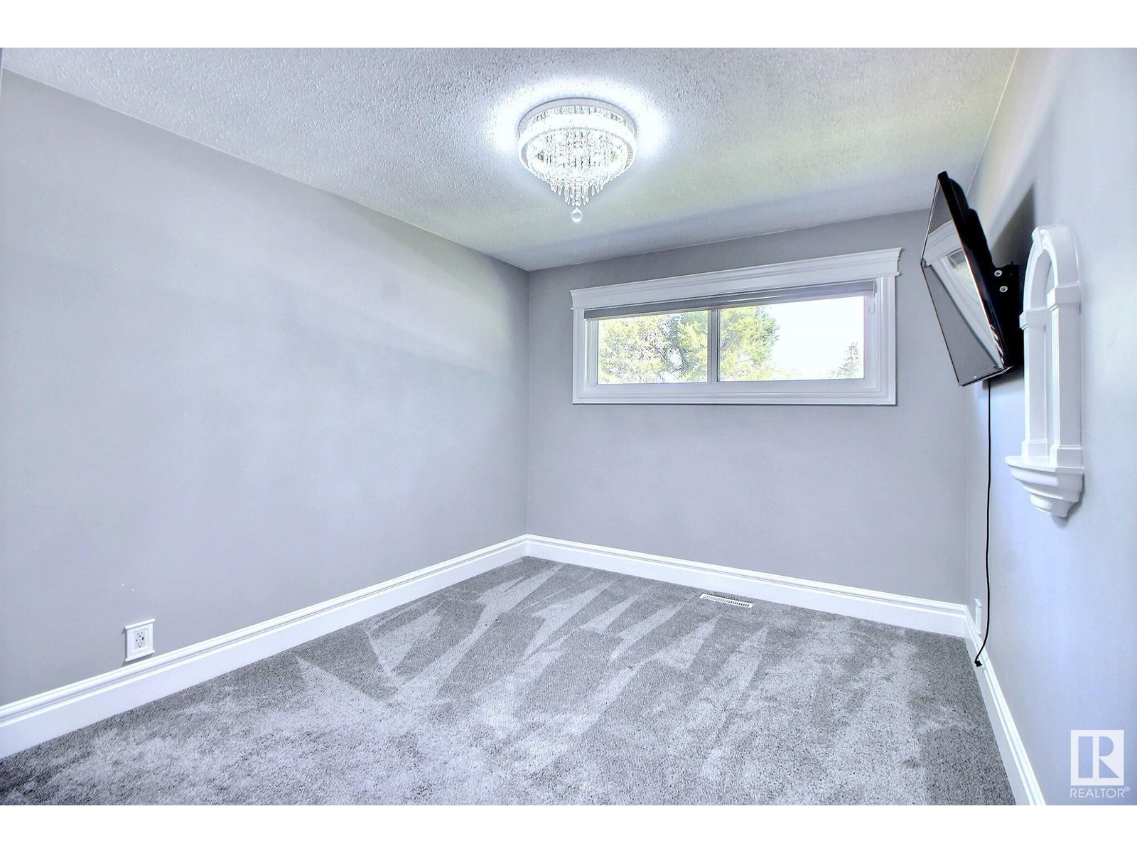 Single Family House Bungalow for Sale in  A AV NW Edmonton 