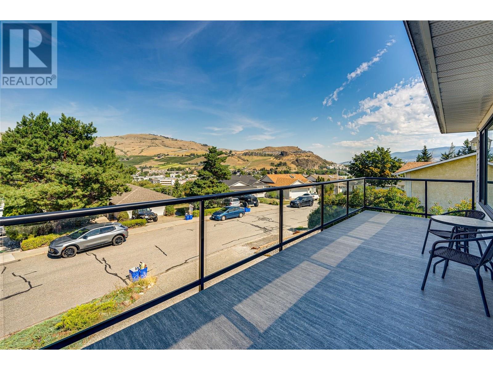 Photo 12 of 4304 Westview Drive, Vernon BC