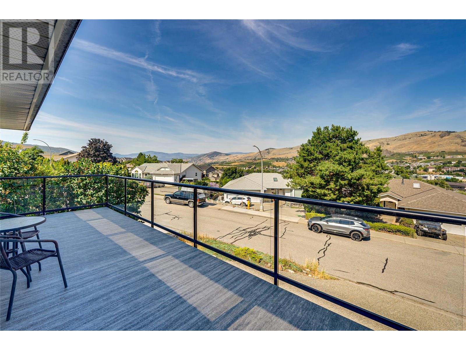 Photo 14 of 4304 Westview Drive, Vernon BC