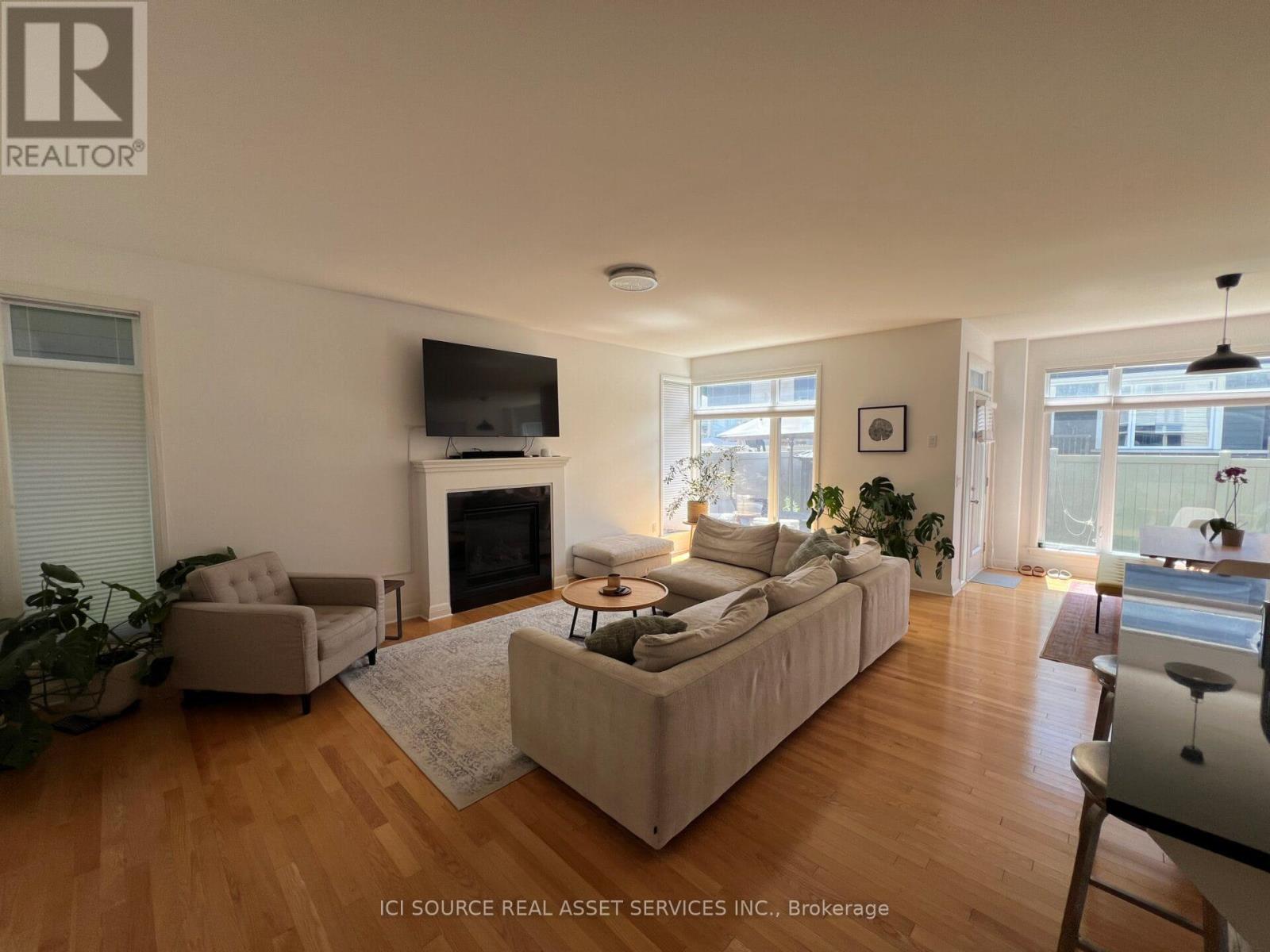 Photo 6 of 334 Lysander Place, Ottawa ON