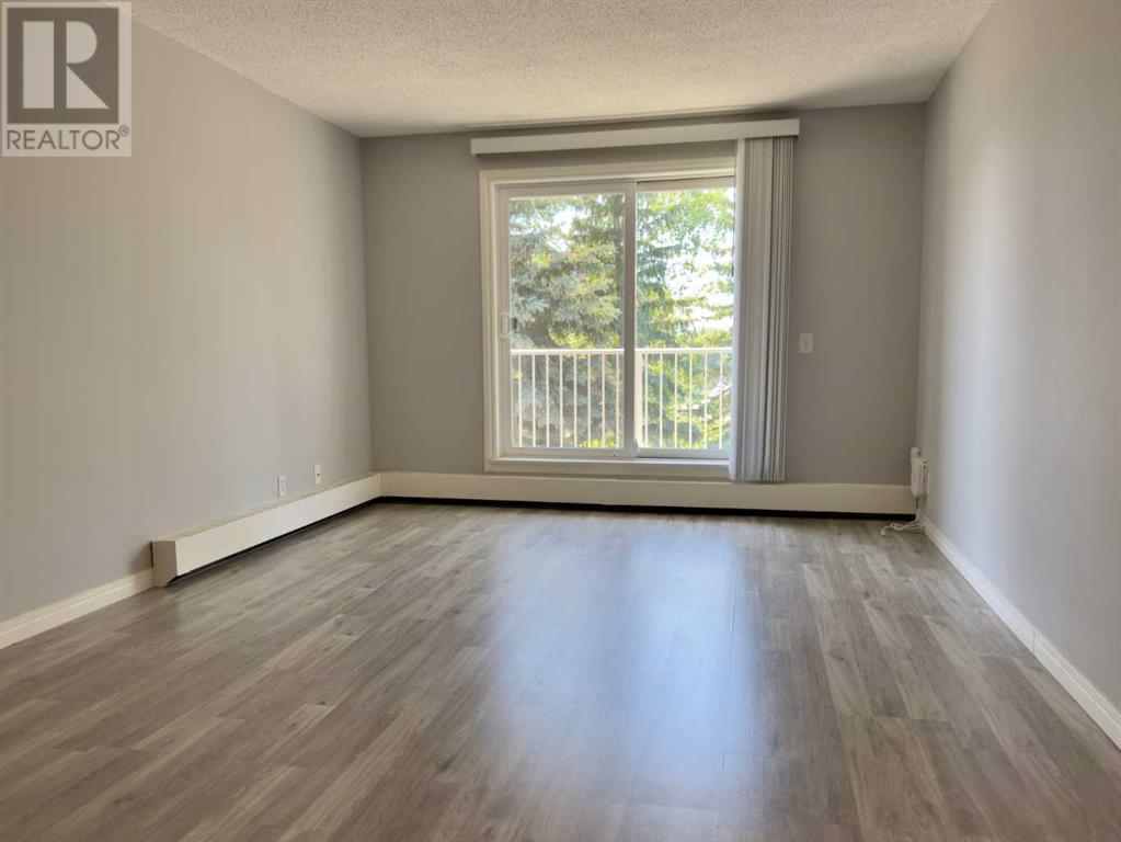 Single Family House for Sale in C  Dalton Drive NW Dalhousie Calgary 