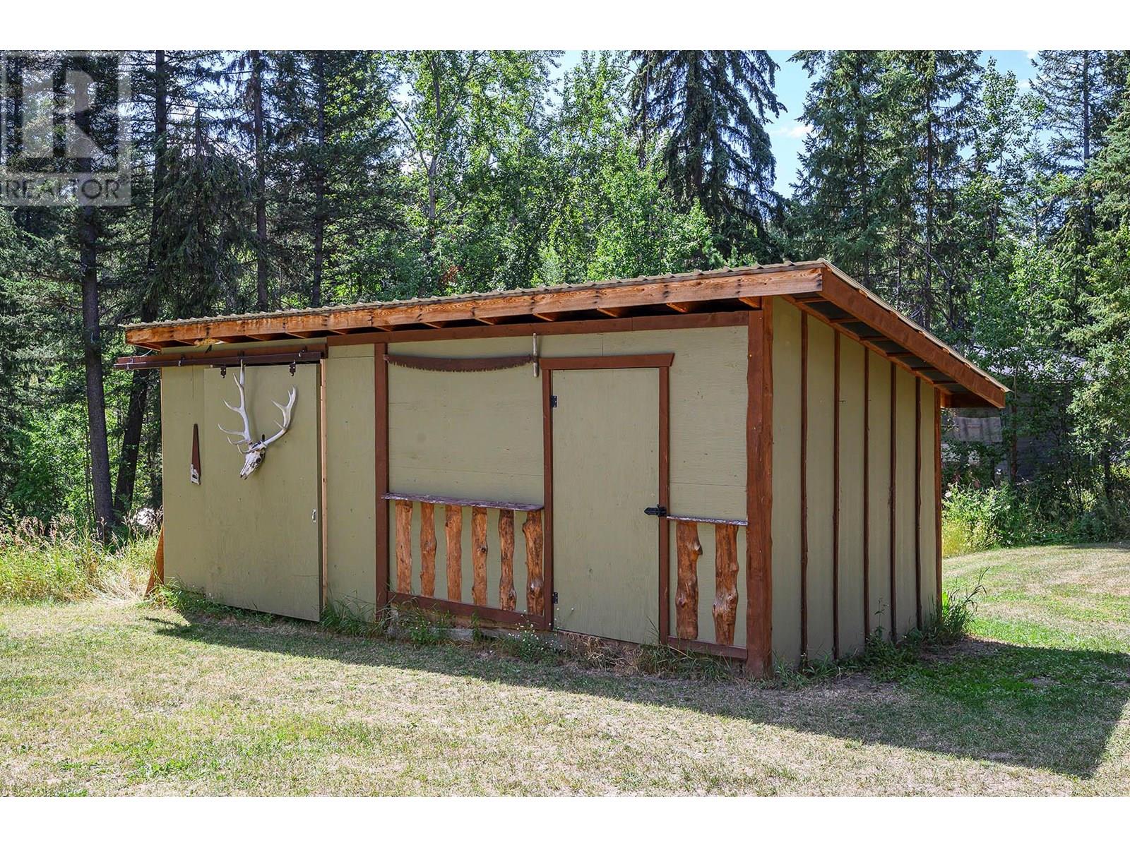 Photo 11 of 2974 Mccreight Road, Kamloops BC