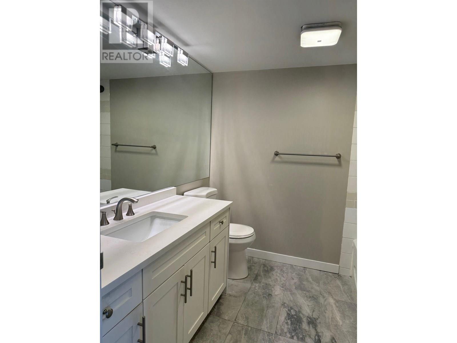 Photo 14 of 805 3970 Carrigan Court, Burnaby BC