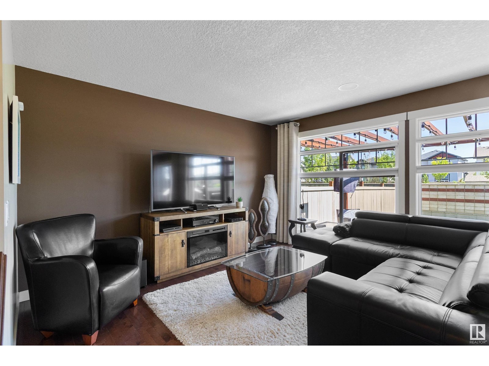 Photo 20 of 3709 Alexander Cr Sw Sw, Edmonton AB