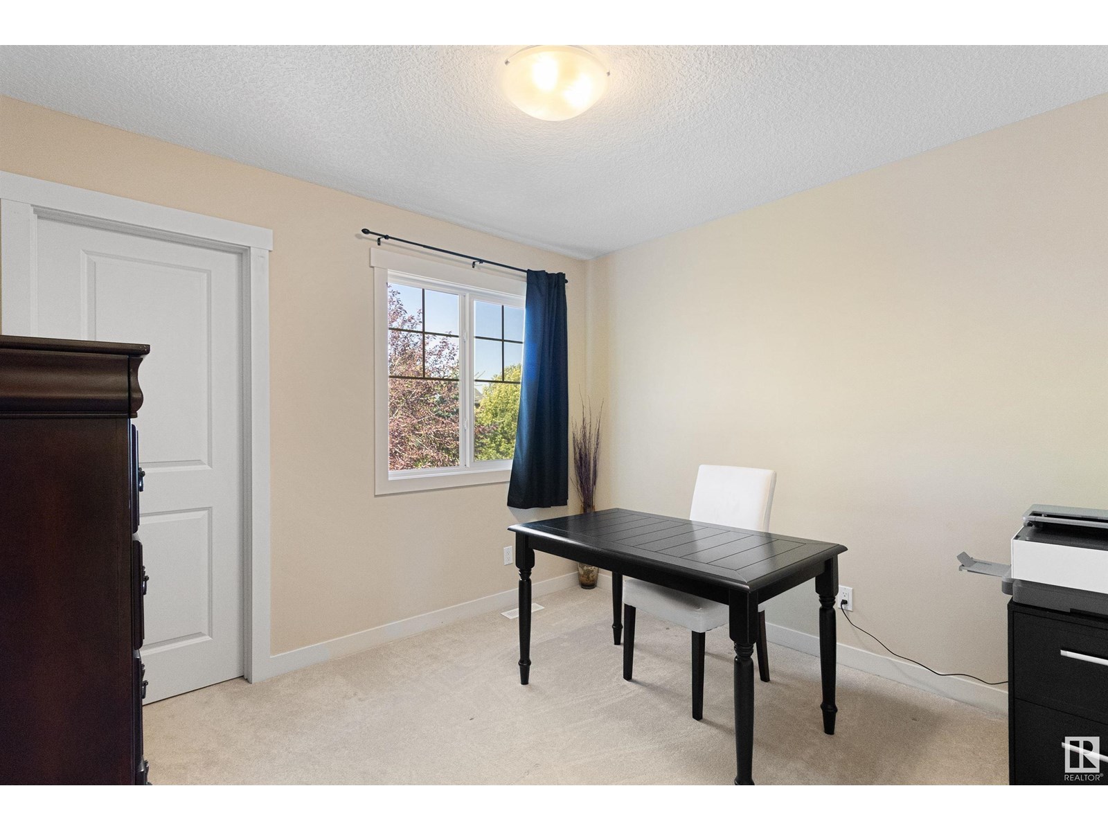 Photo 25 of 3709 Alexander Cr Sw Sw, Edmonton AB
