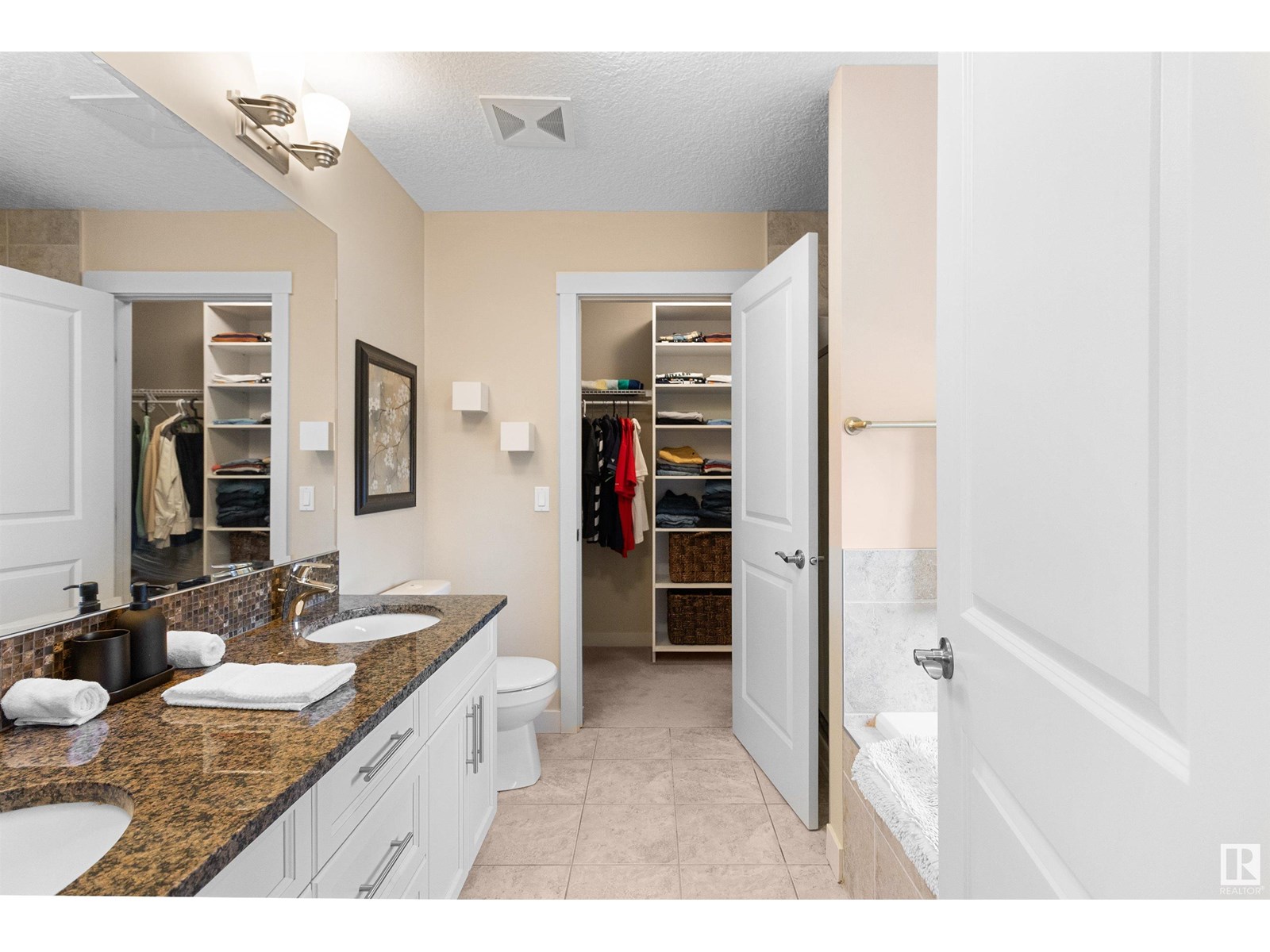 Photo 33 of 3709 Alexander Cr Sw Sw, Edmonton AB
