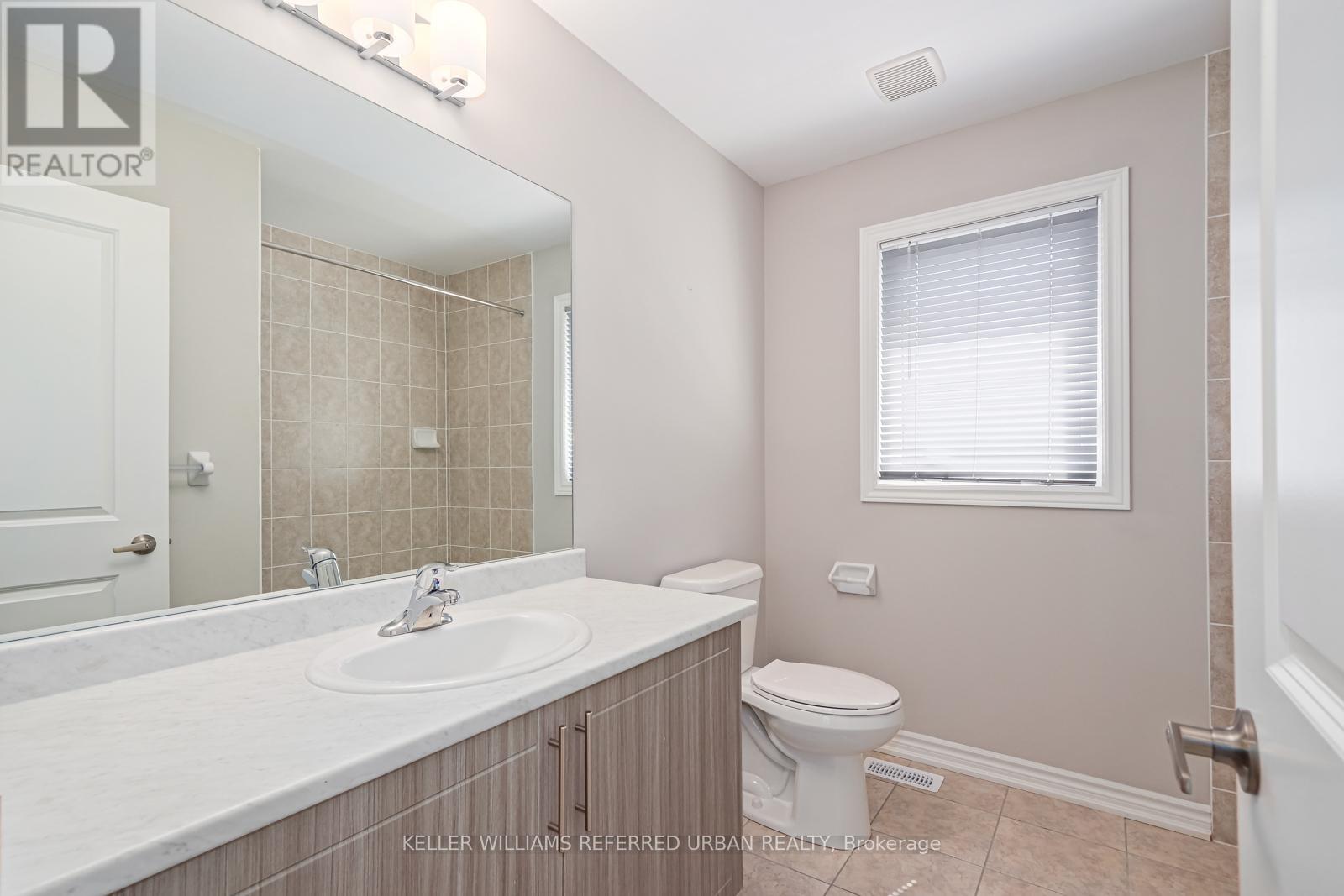 Photo 15 of 209 Breton Street, Clearview ON