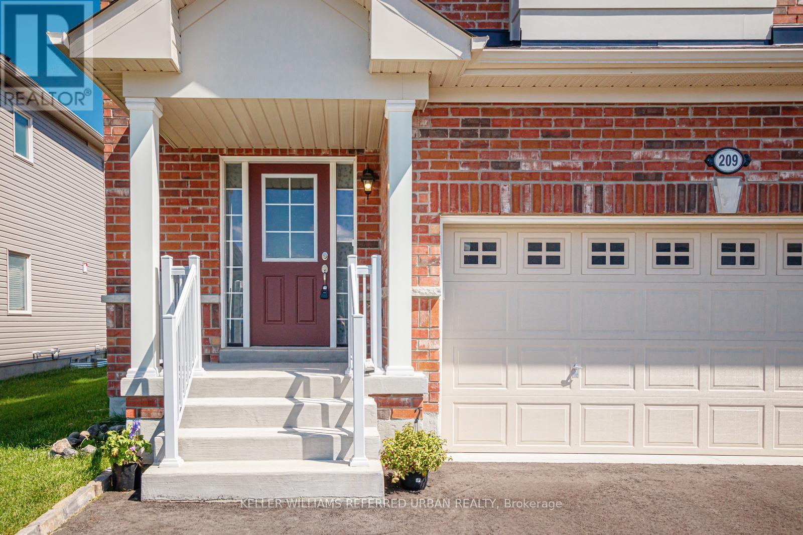Photo 8 of 209 Breton Street, Clearview ON