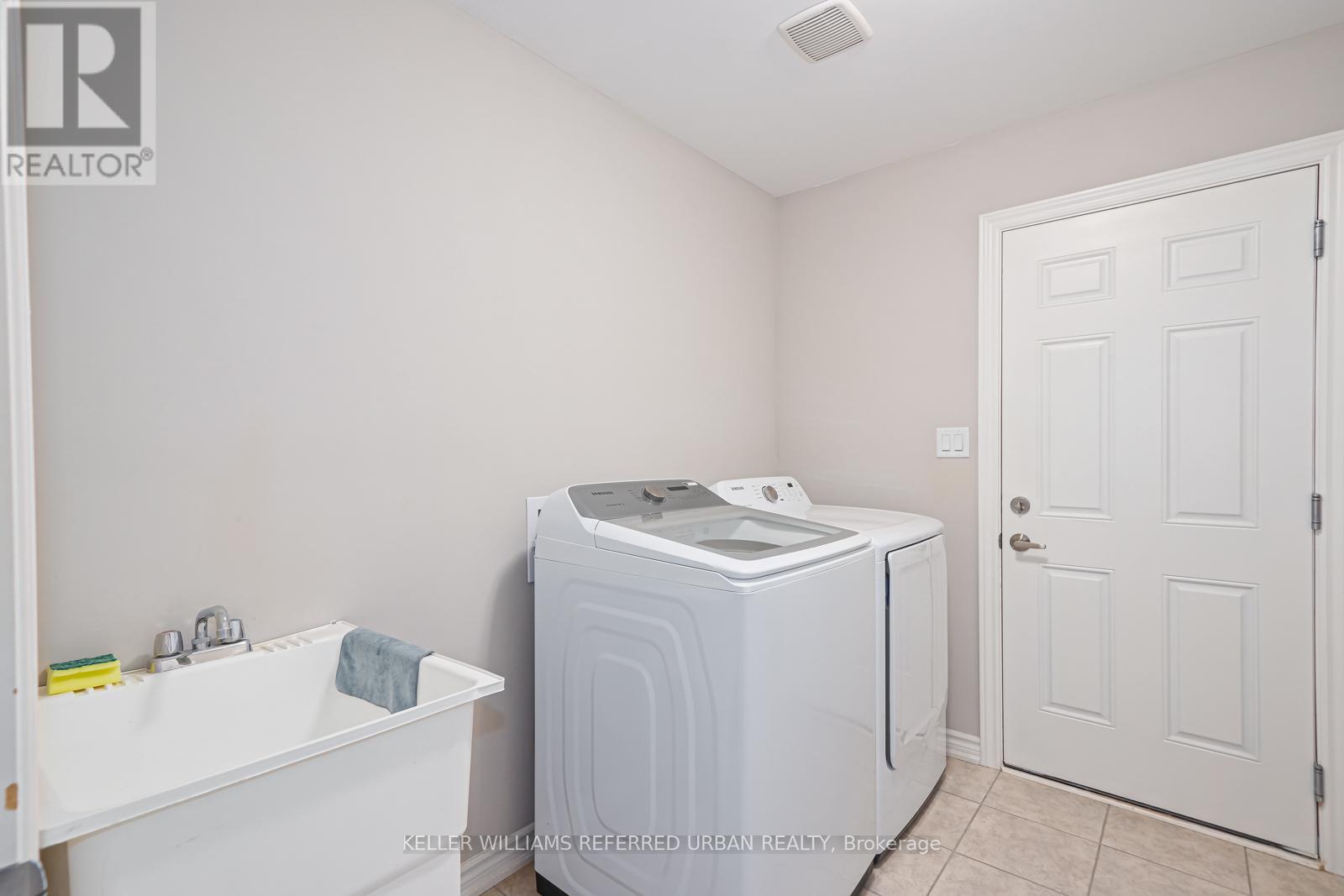 Photo 22 of 209 Breton Street, Clearview ON