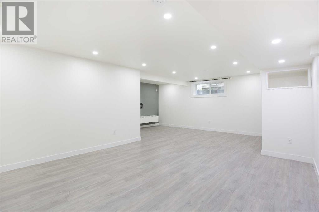 Single Family House for Sale in  Brightonstone Green SE New Brighton Calgary 