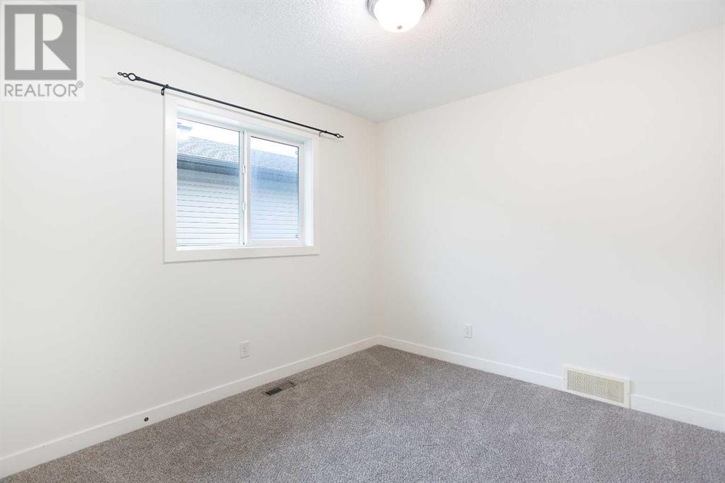 Single Family House for Sale in  Brightonstone Green SE New Brighton Calgary 