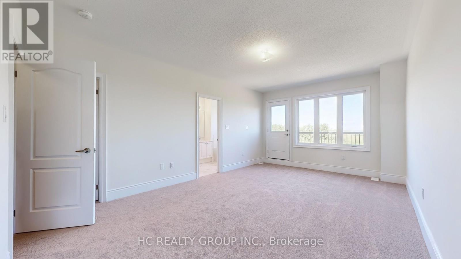 Photo 15 of 24 Foxsparrow Road, Brampton ON