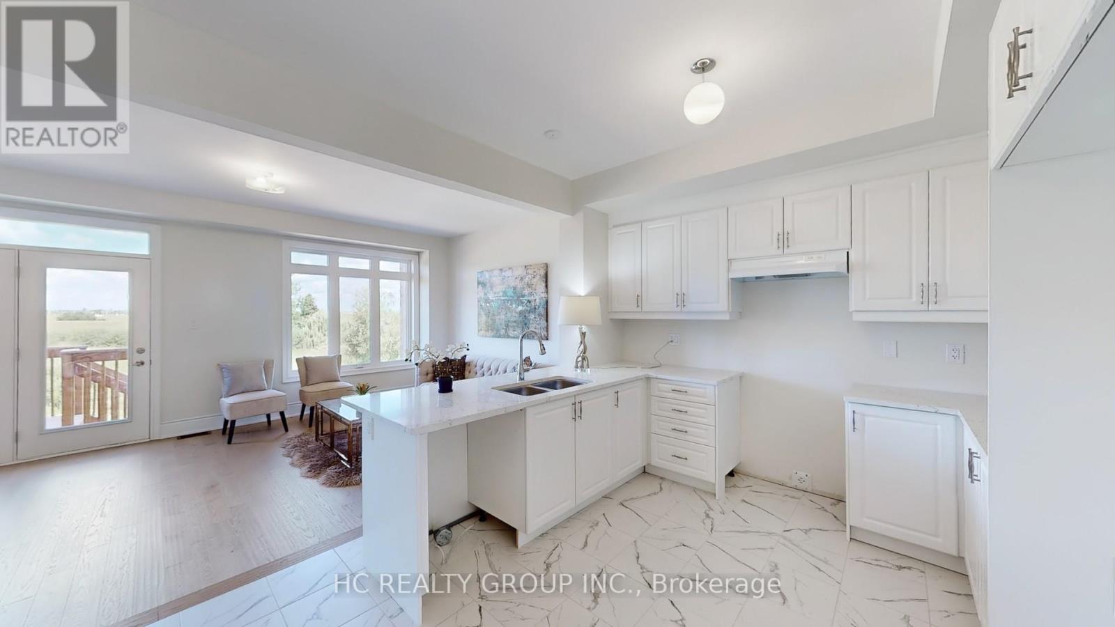 Photo 9 of 24 Foxsparrow Road, Brampton ON